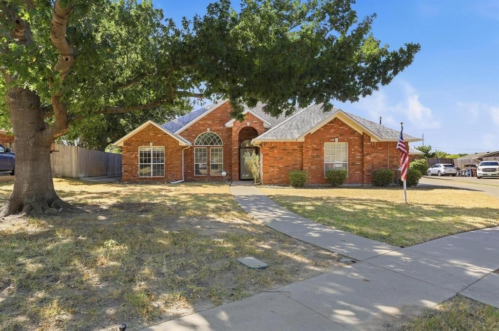 3212 Staghorn Circle — photo