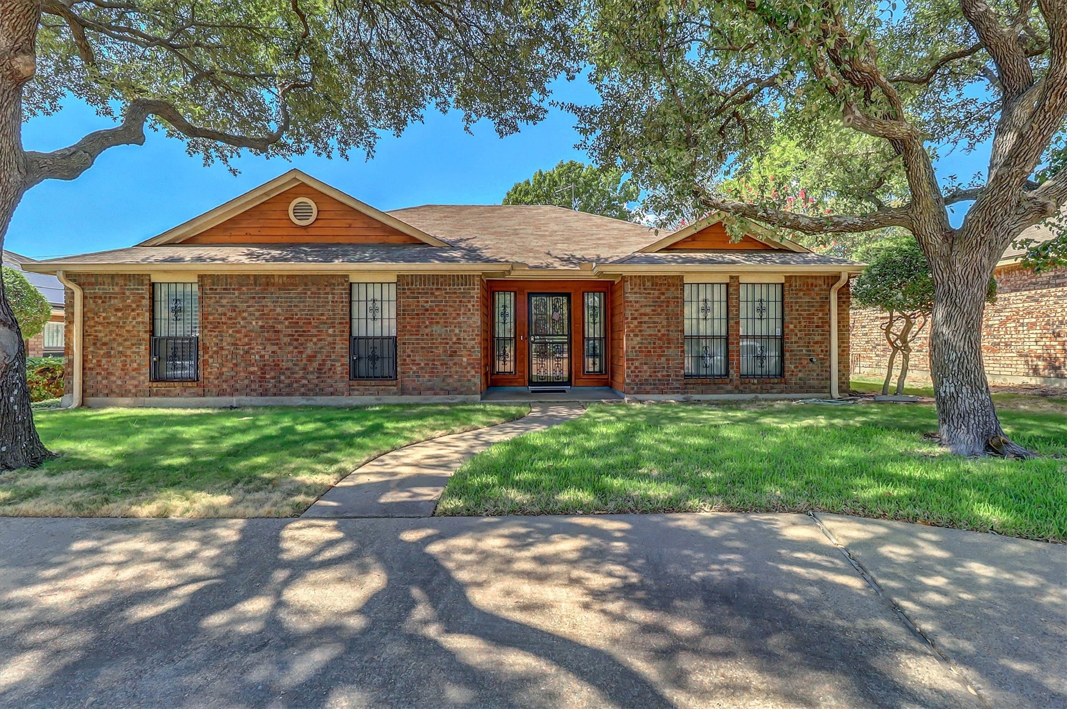 5235 Clover Haven Street — photo
