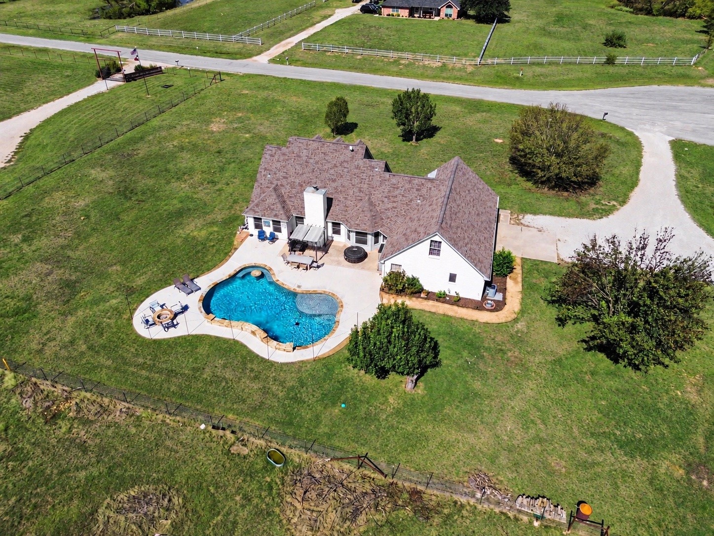 152 Angus Court — photo