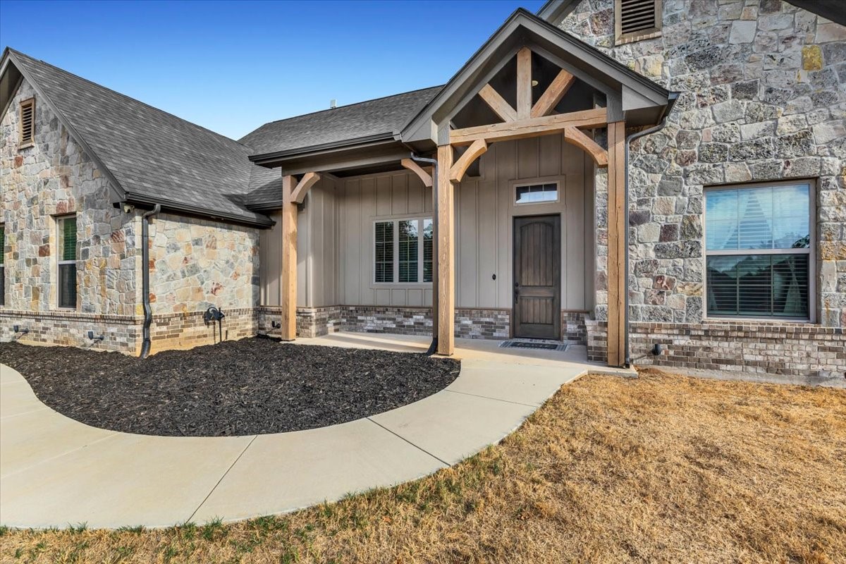 127 Paradise Oaks Court — photo