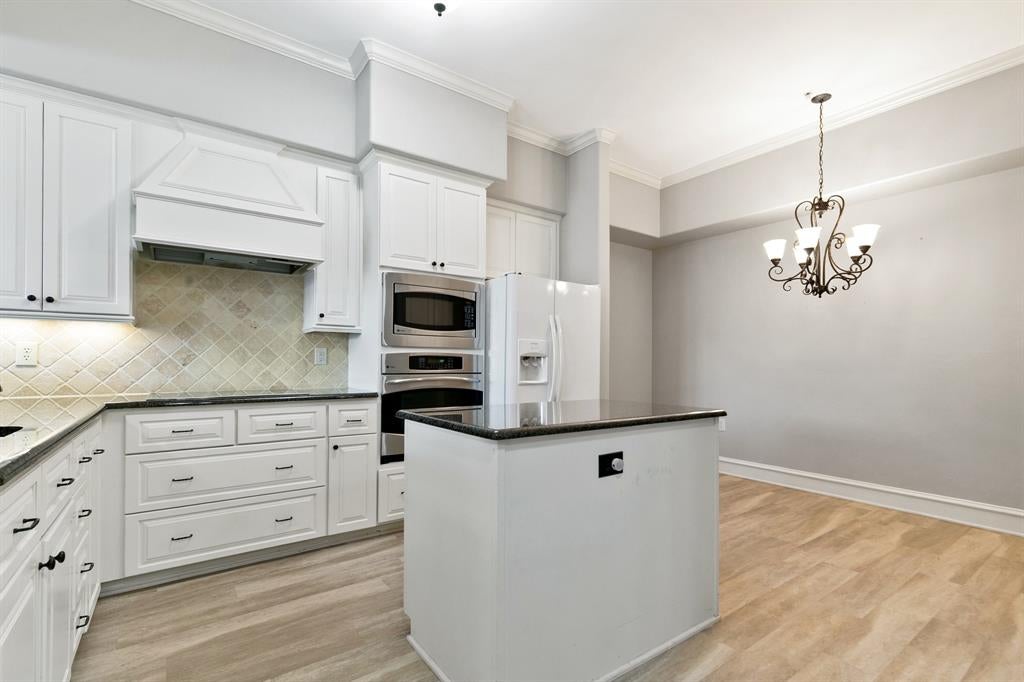 301 Watermere Drive 212 — photo