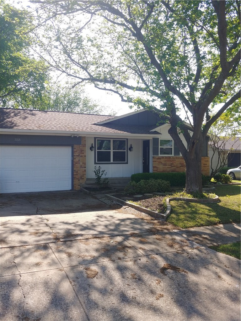 333 Hilltop Lane — photo
