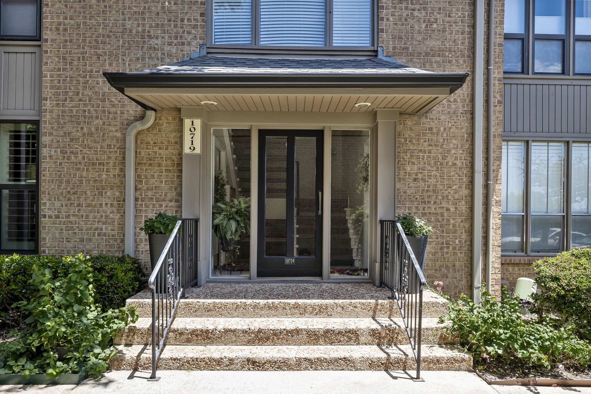10719 Villager Road Unit a — photo