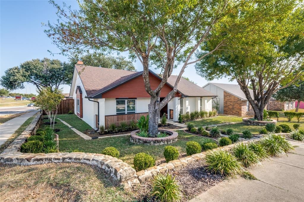 2125 Catskill Drive — photo