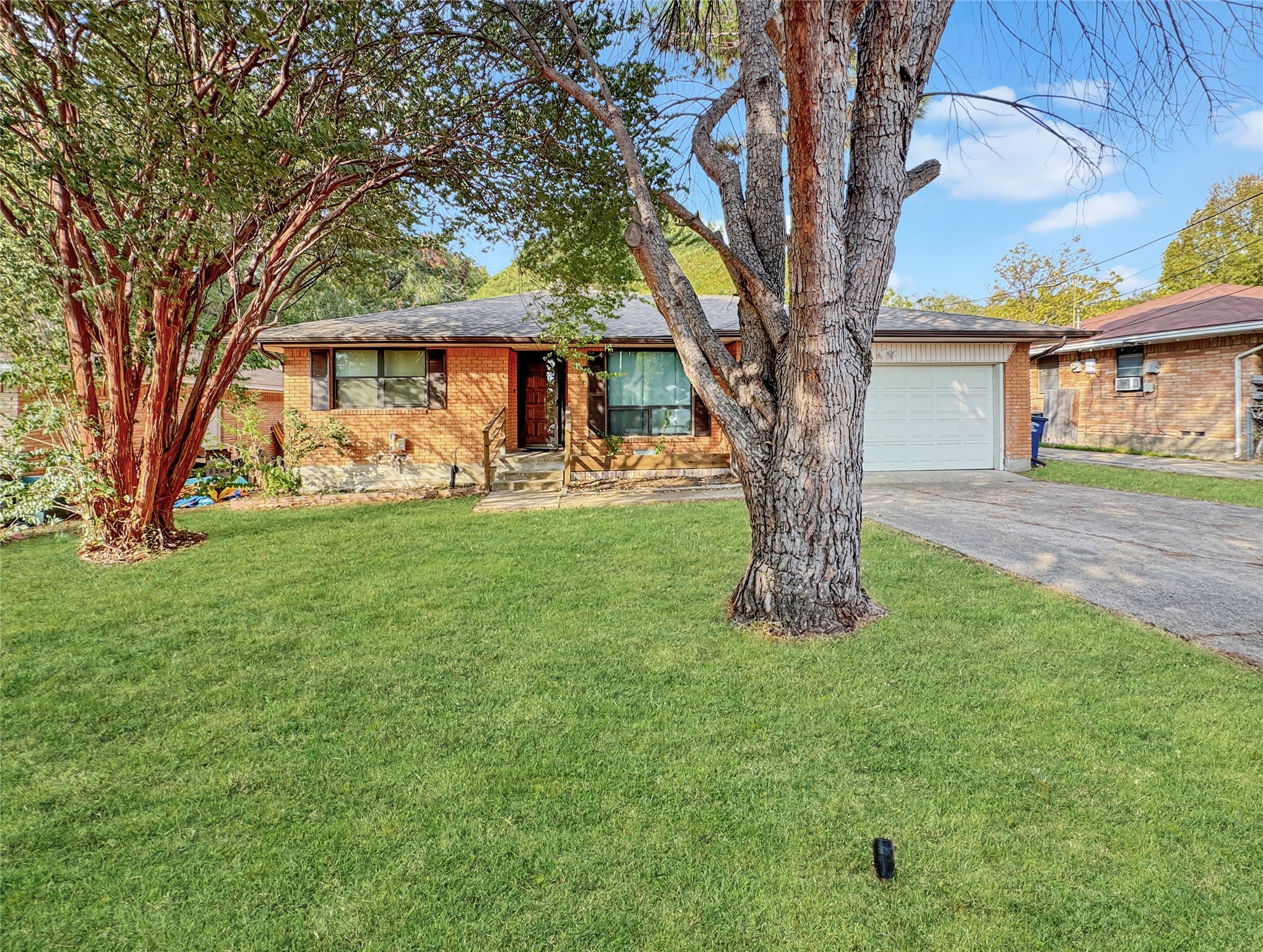 4331 Kolloch Drive — photo