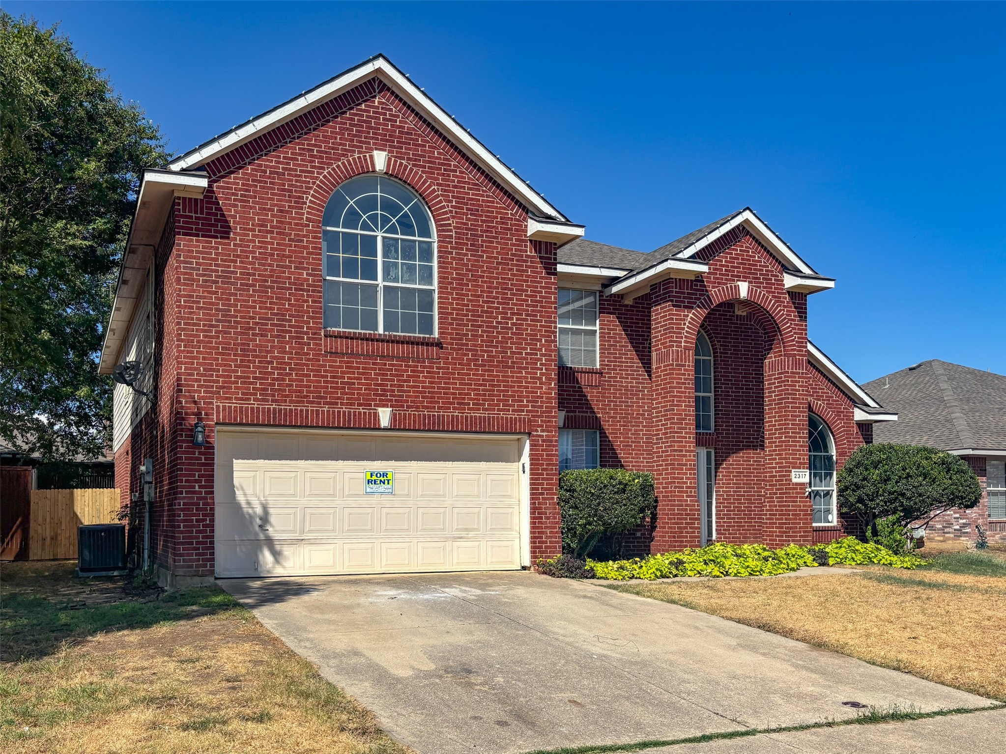 2317 Acorn Bend — photo