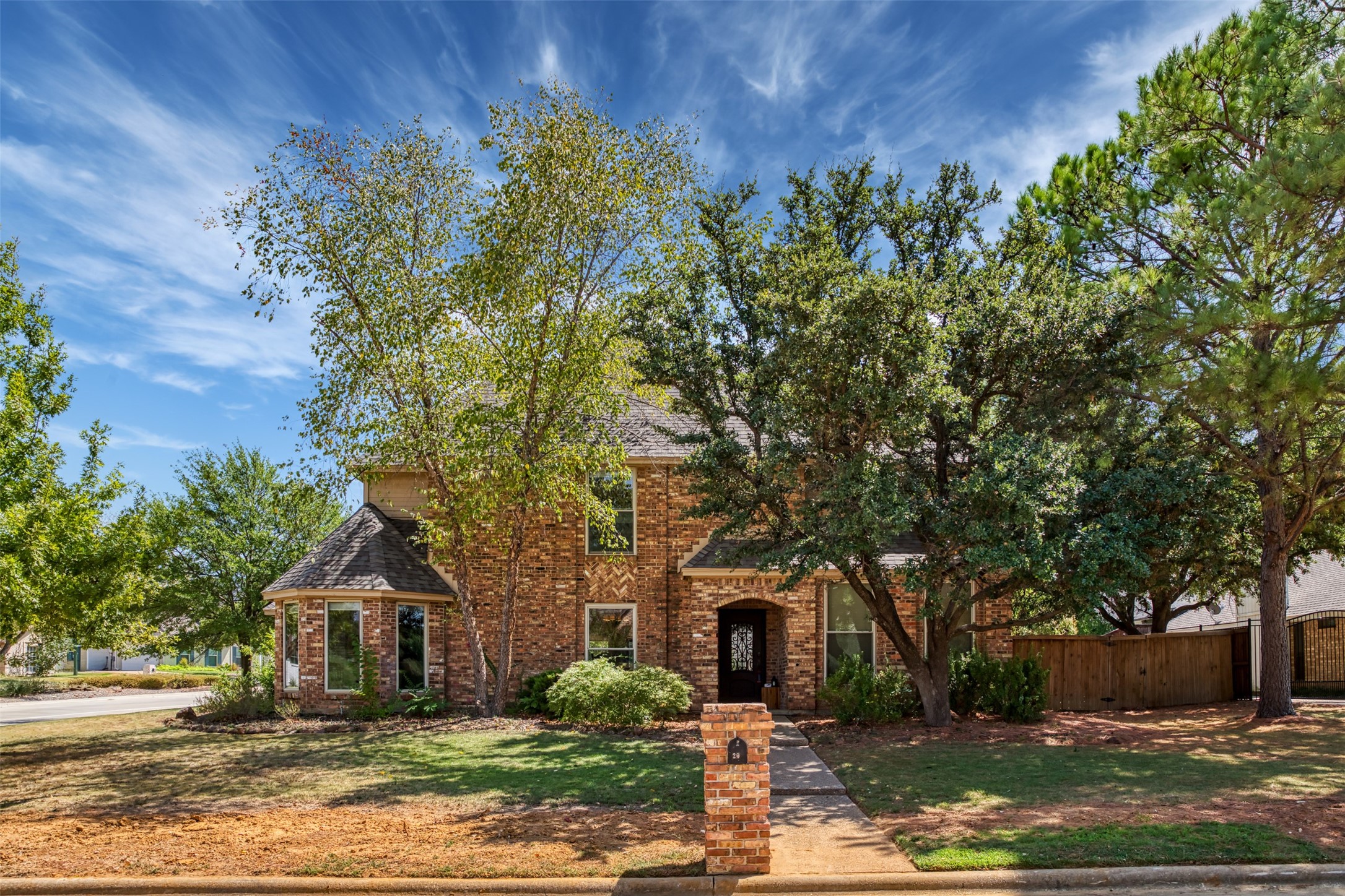 20 Creekmere Drive — photo