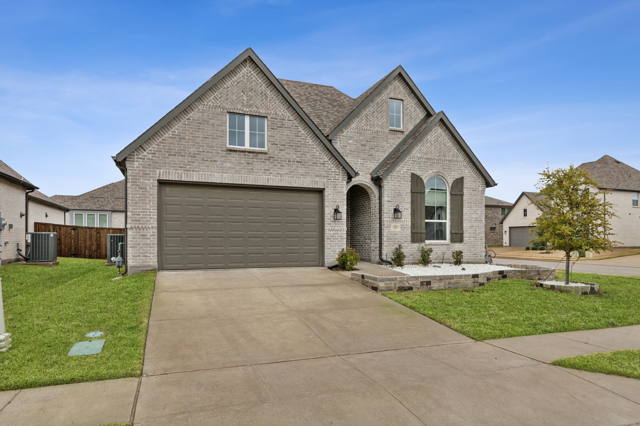1104 Holcombe Drive — photo