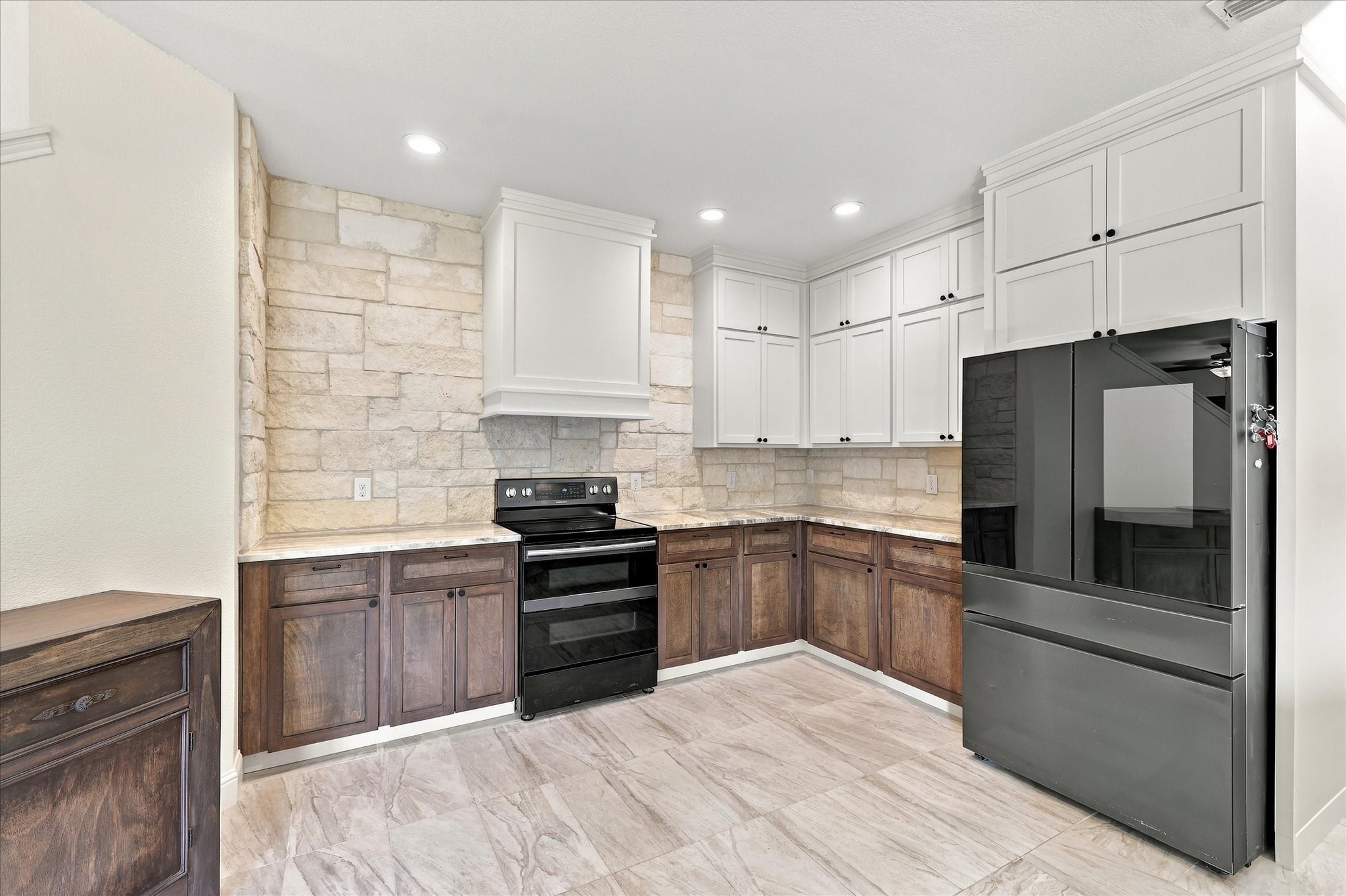 3109 Spotted Fawn Drive — photo