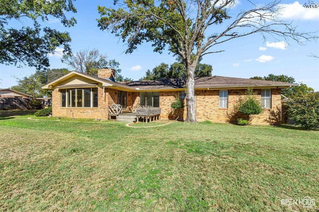 1701 E Spring Street, Henrietta, TX 76365 — photo 3