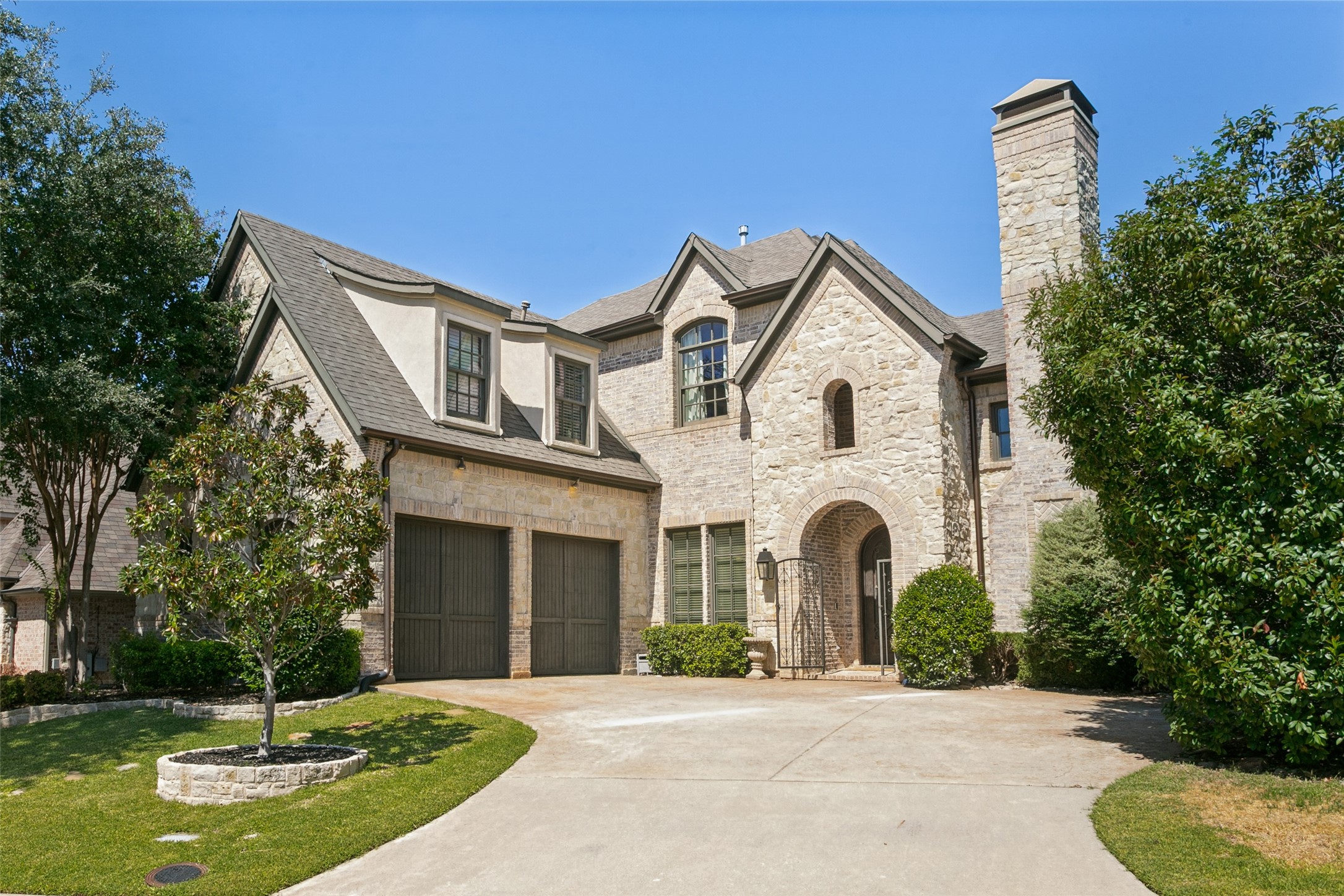 6316 Avalon Woods Drive — photo