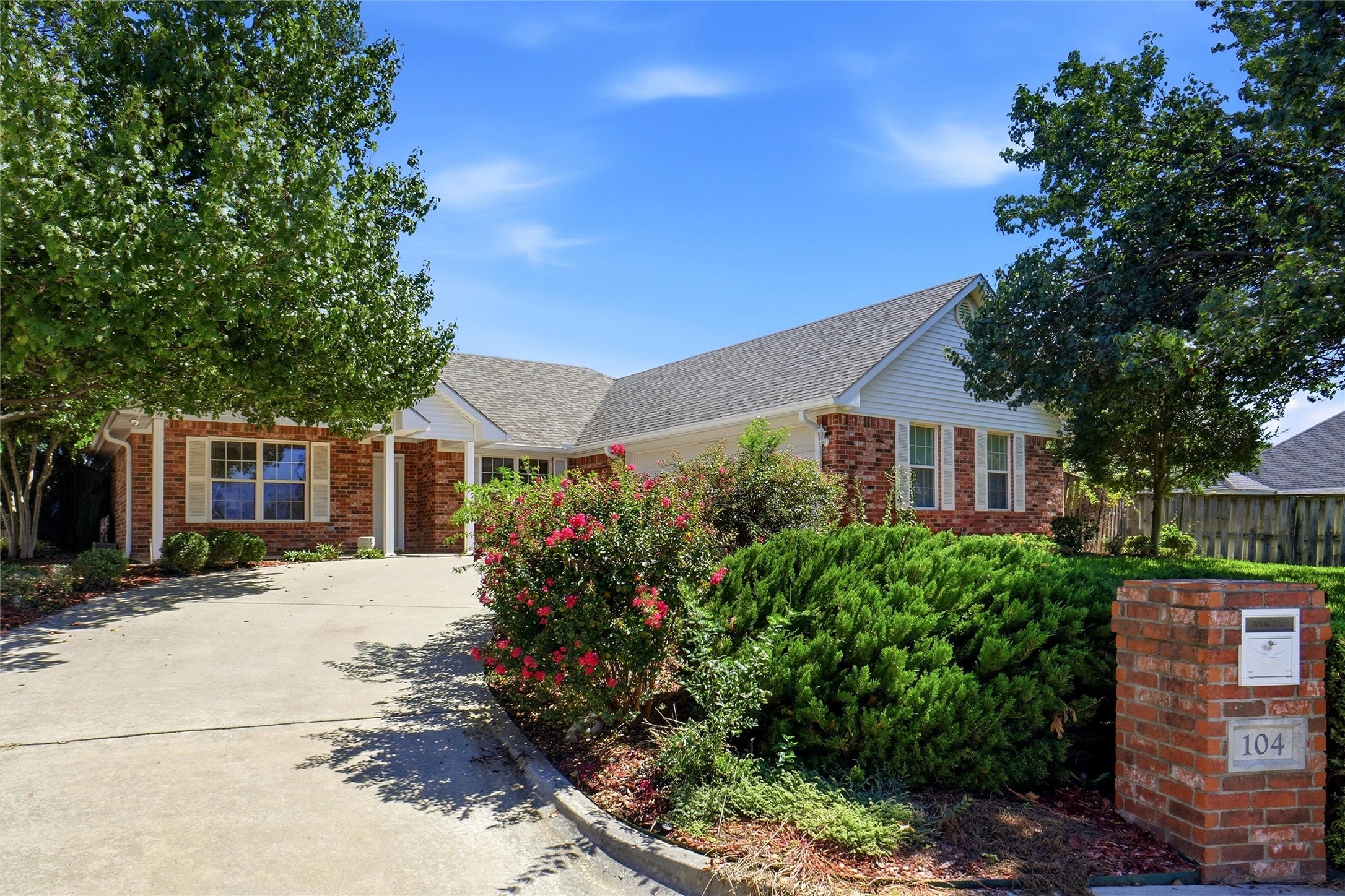 104 Carissa Court — photo