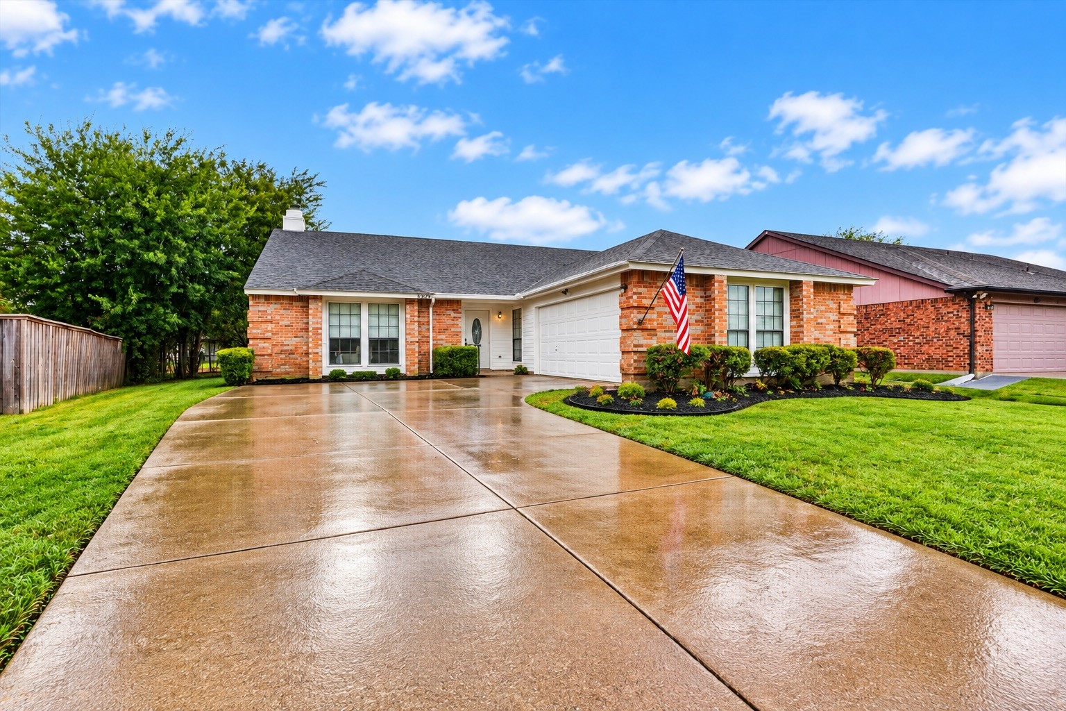 529 Redbud Drive — photo