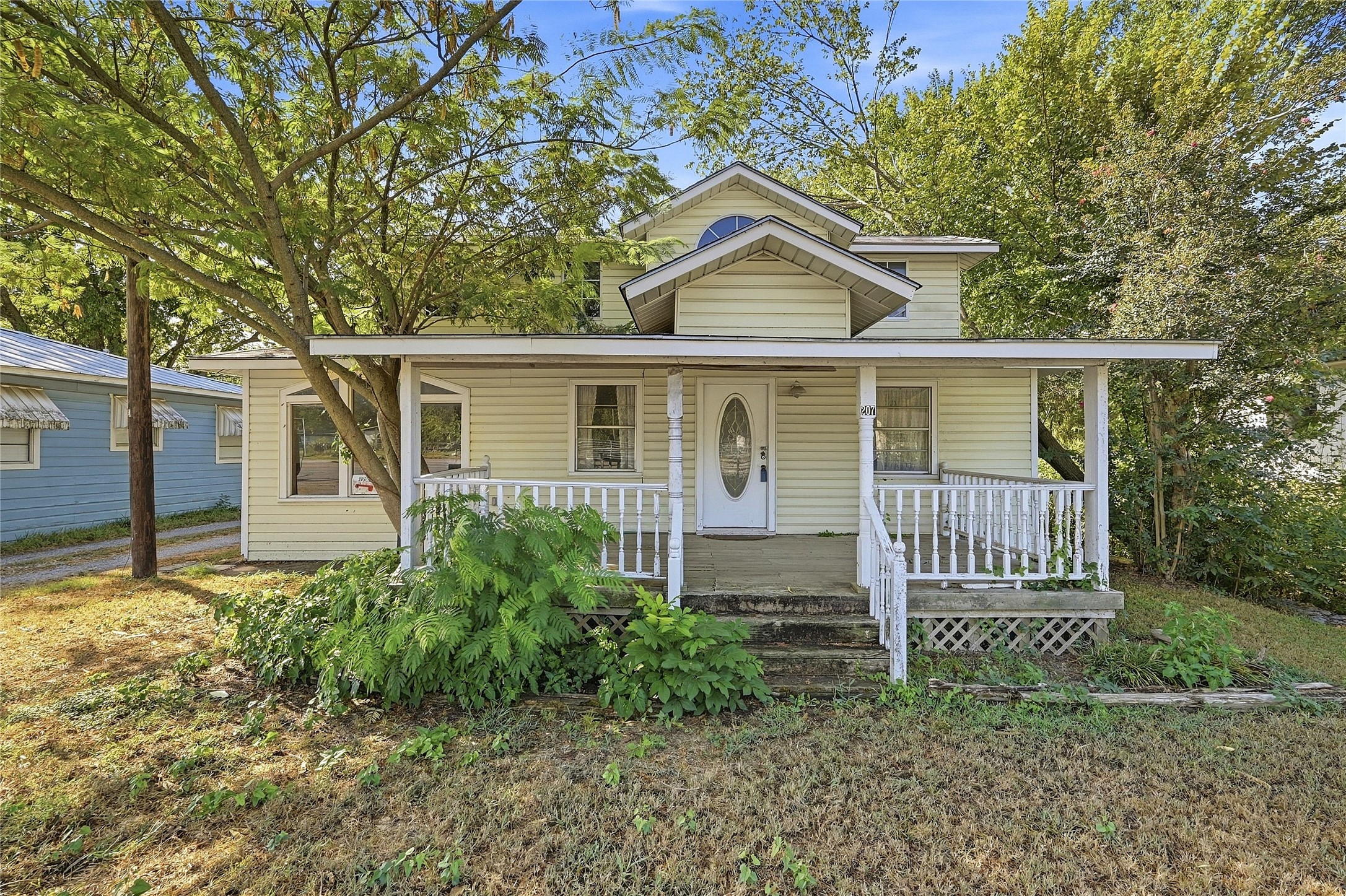 207 E FM 120 — photo