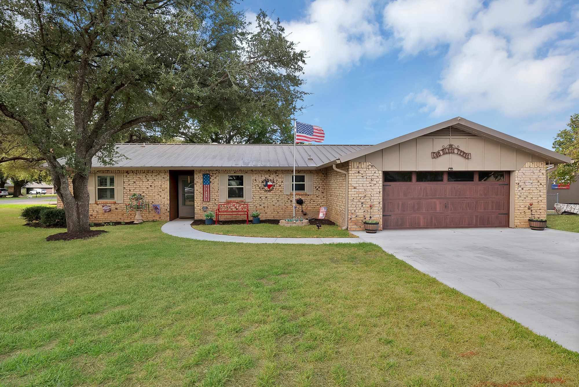 4101 Newport Bay Court — photo