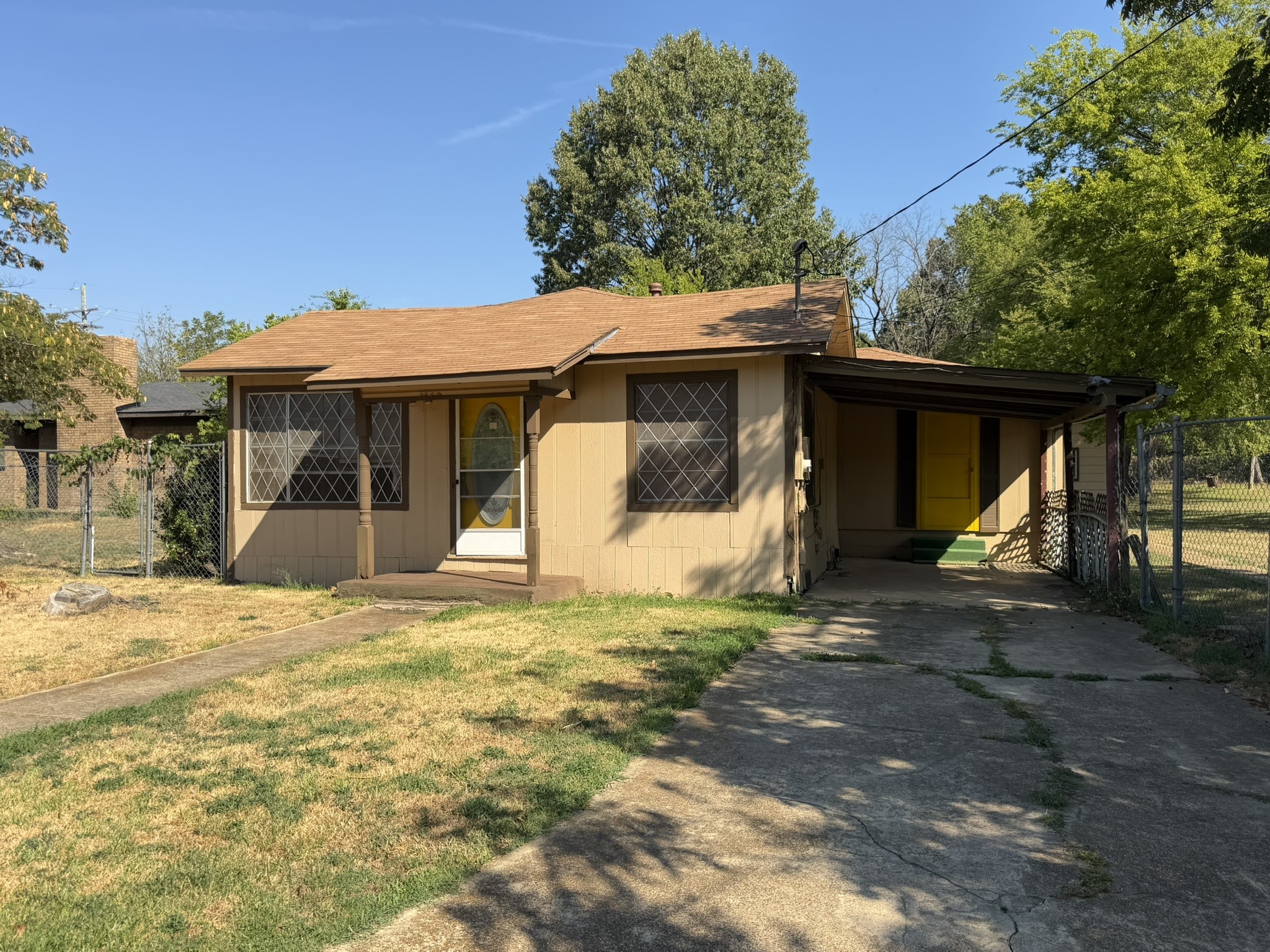 1410 W 9th Street — photo