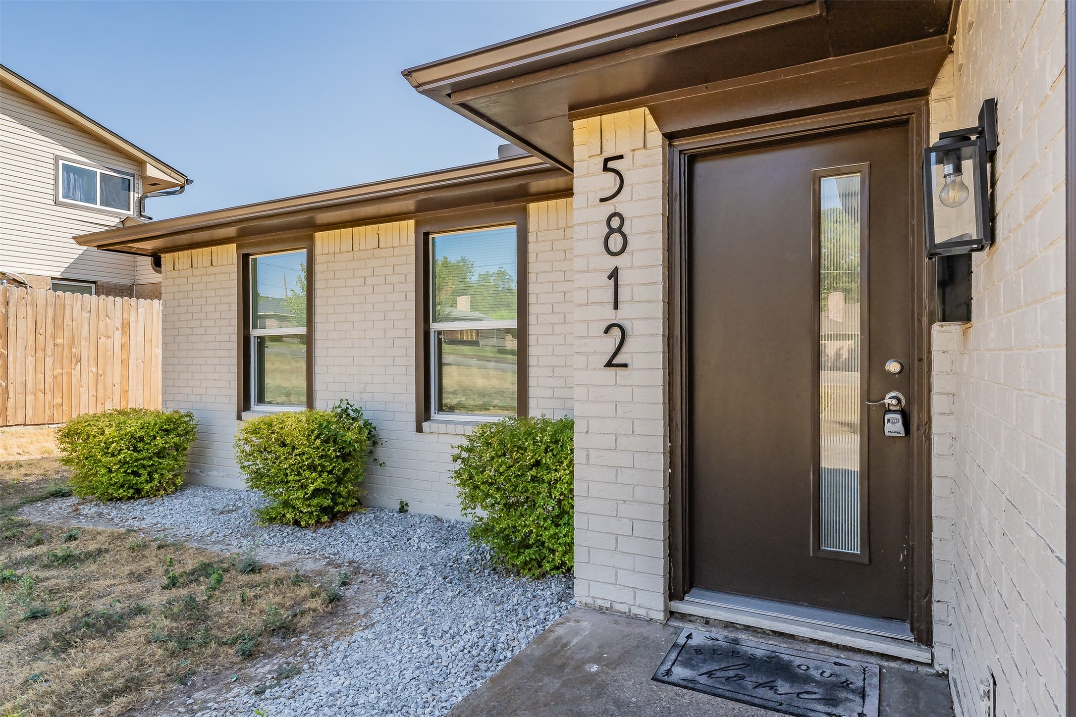 5812 Regatta Circle — photo