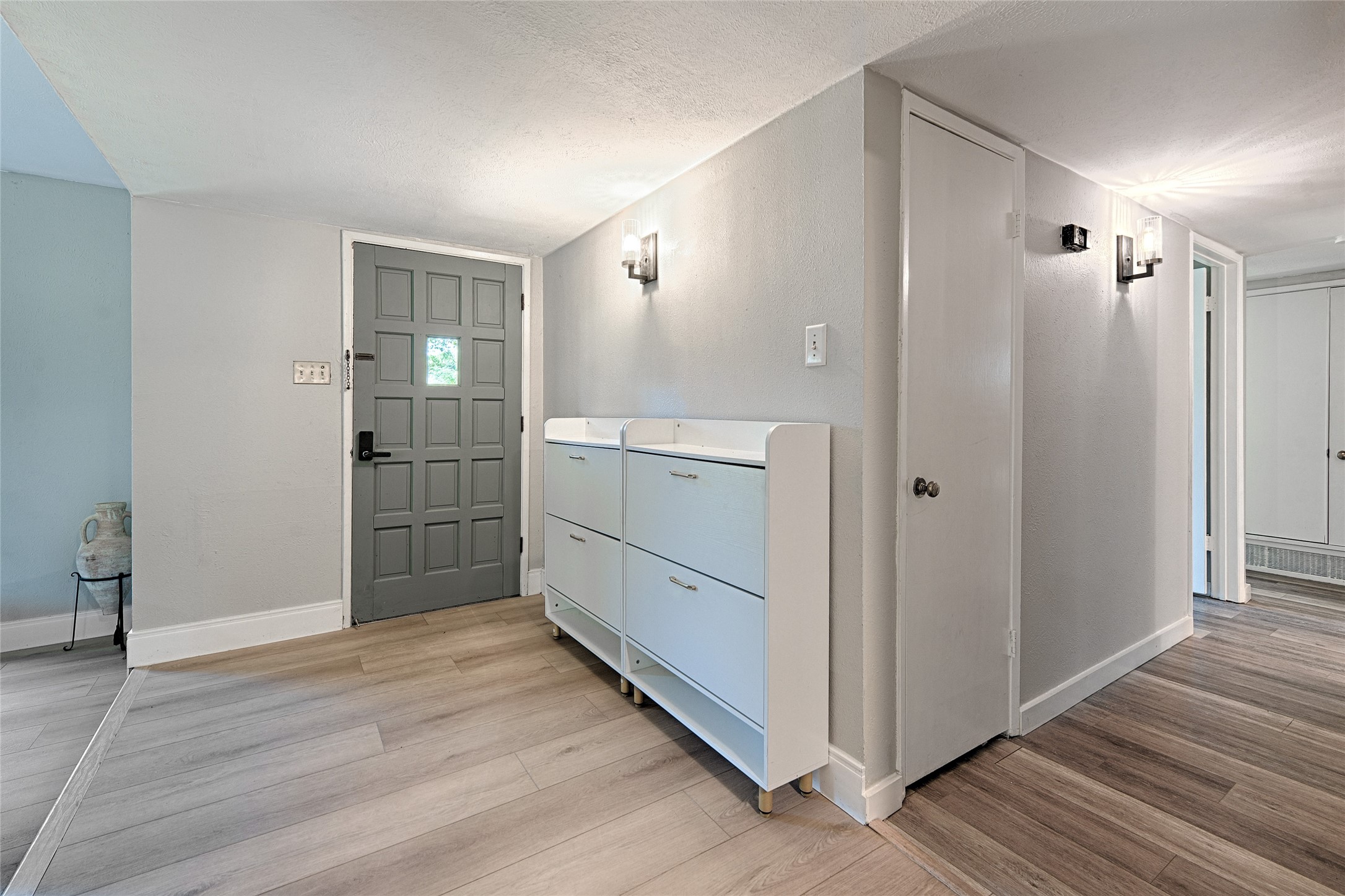 6536 Mesquite Trail — photo