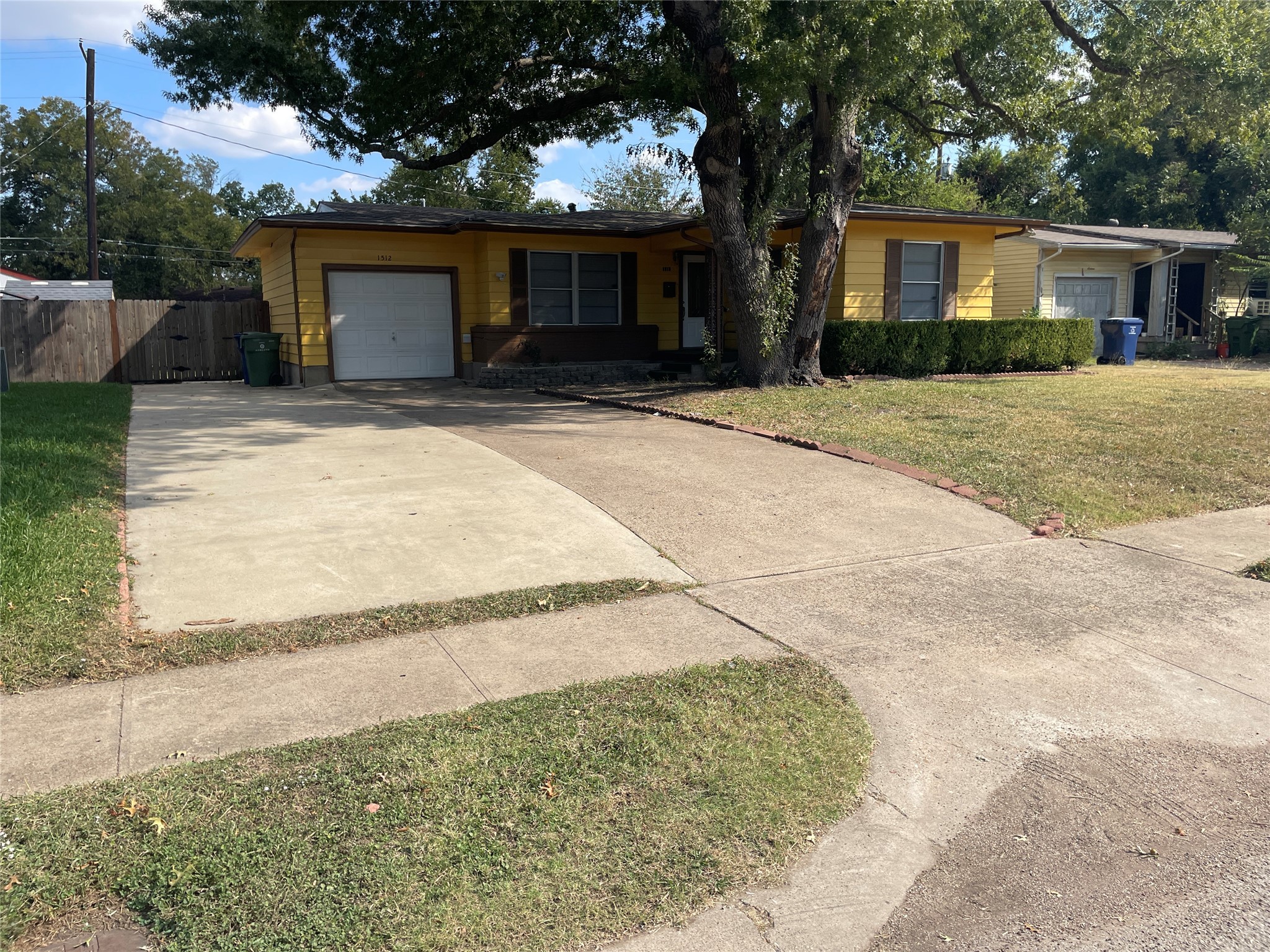 1512 Hilltop Drive — photo