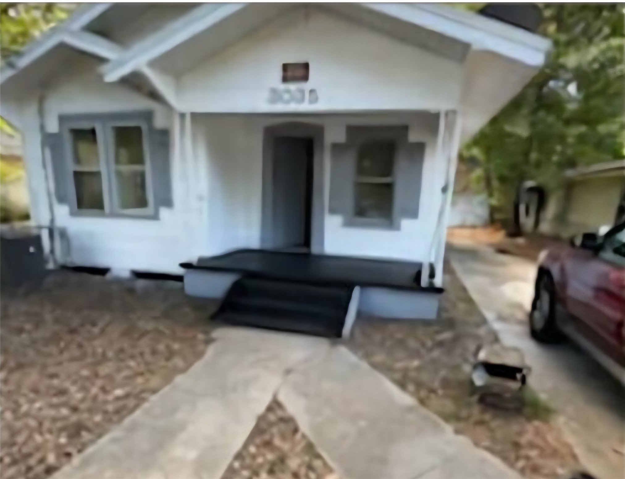 3035 Devaughn Street — photo