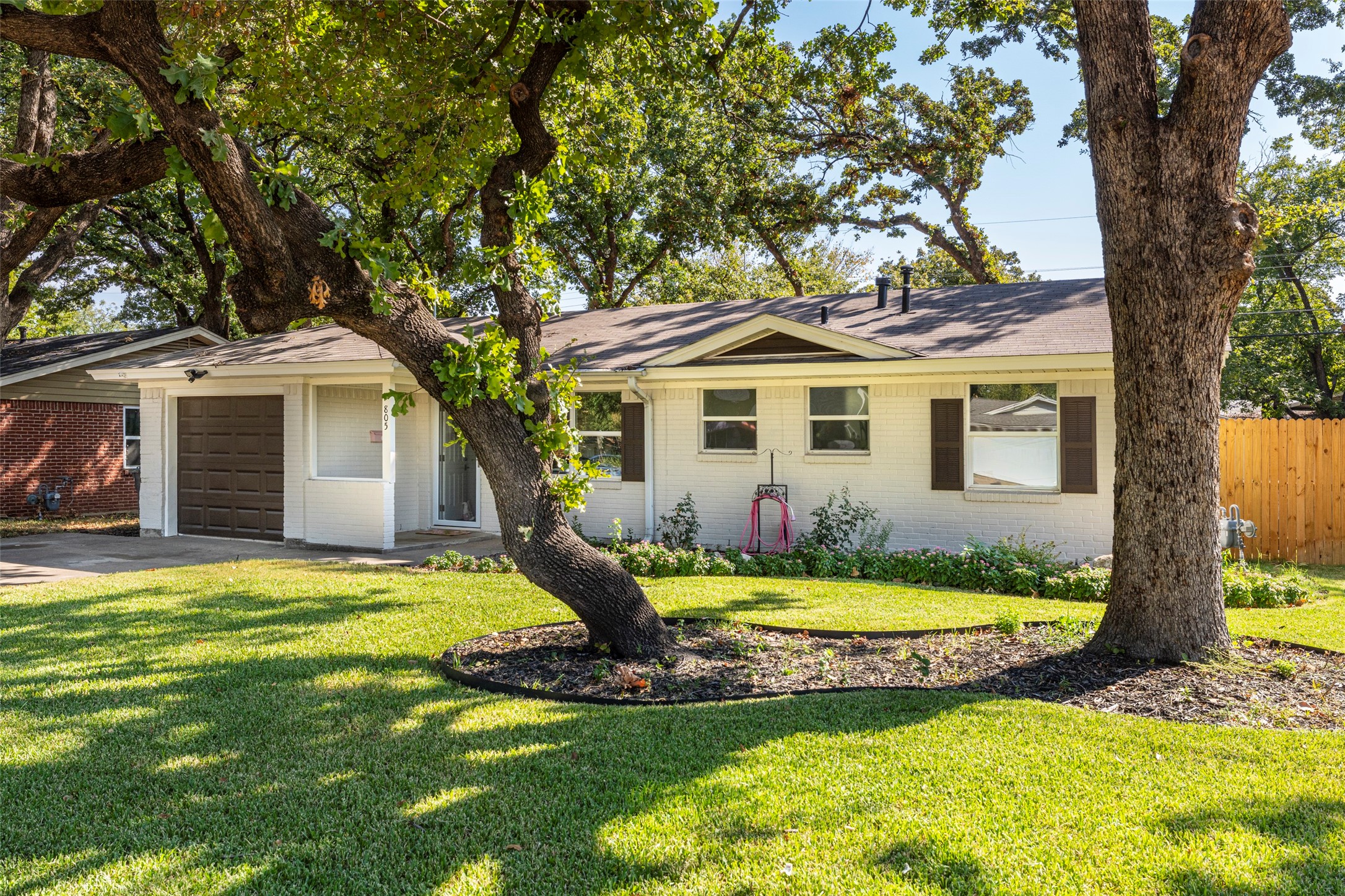805 Clover Park Drive — photo