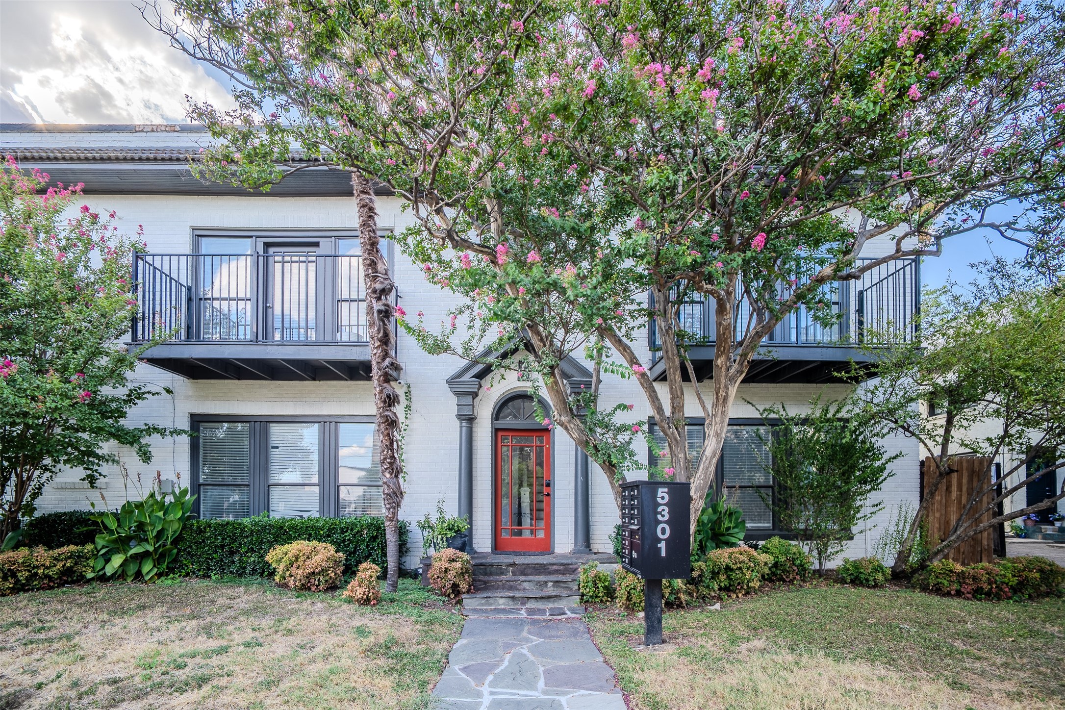 5305 Reiger Avenue 6 — photo