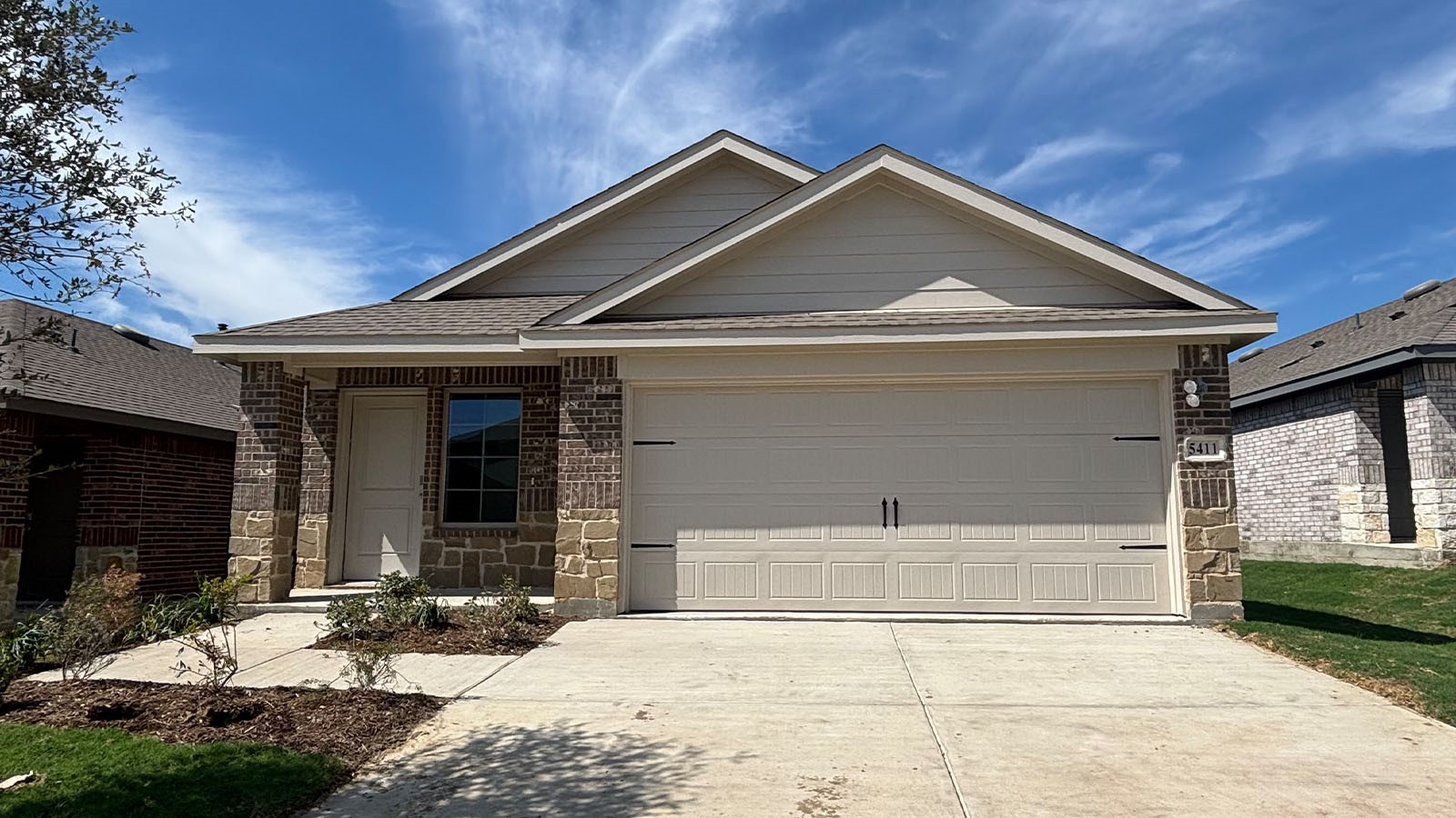 5411 Cormorant Grove — photo