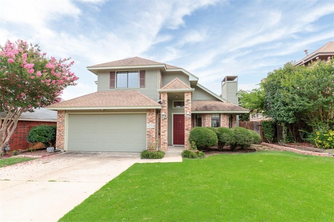 1203 Laurel Lane — photo