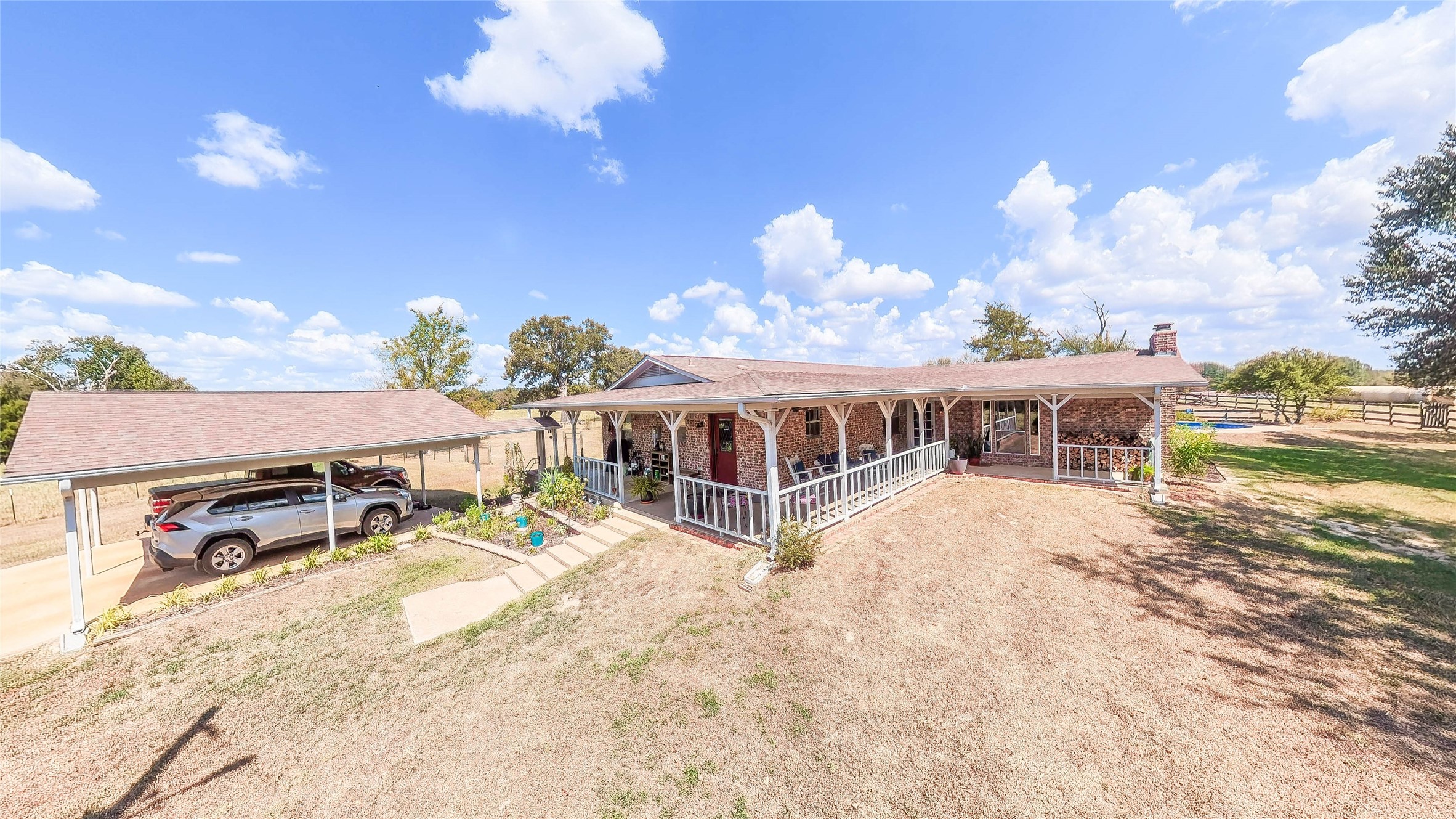 4069 FM 3384 — photo