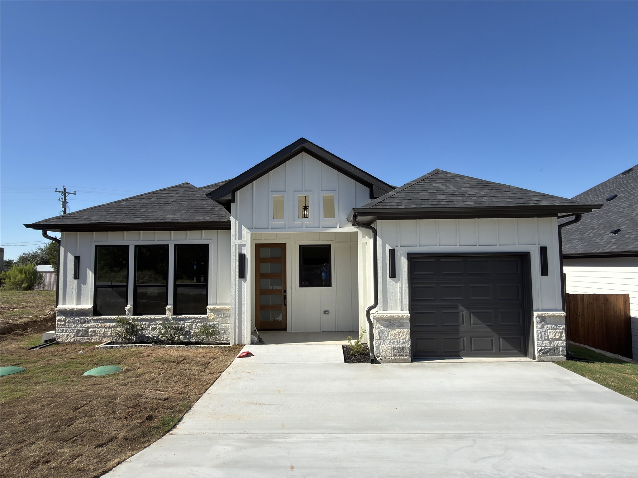 3414 Brazos River Drive — photo