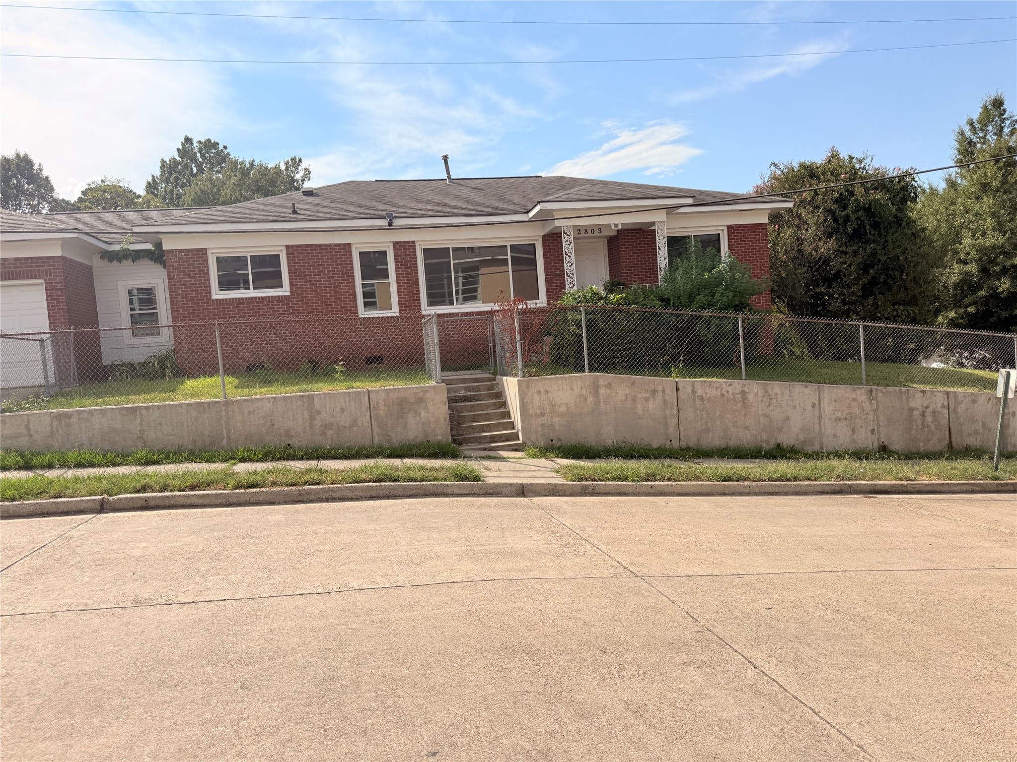 2803 Ashton Street — photo