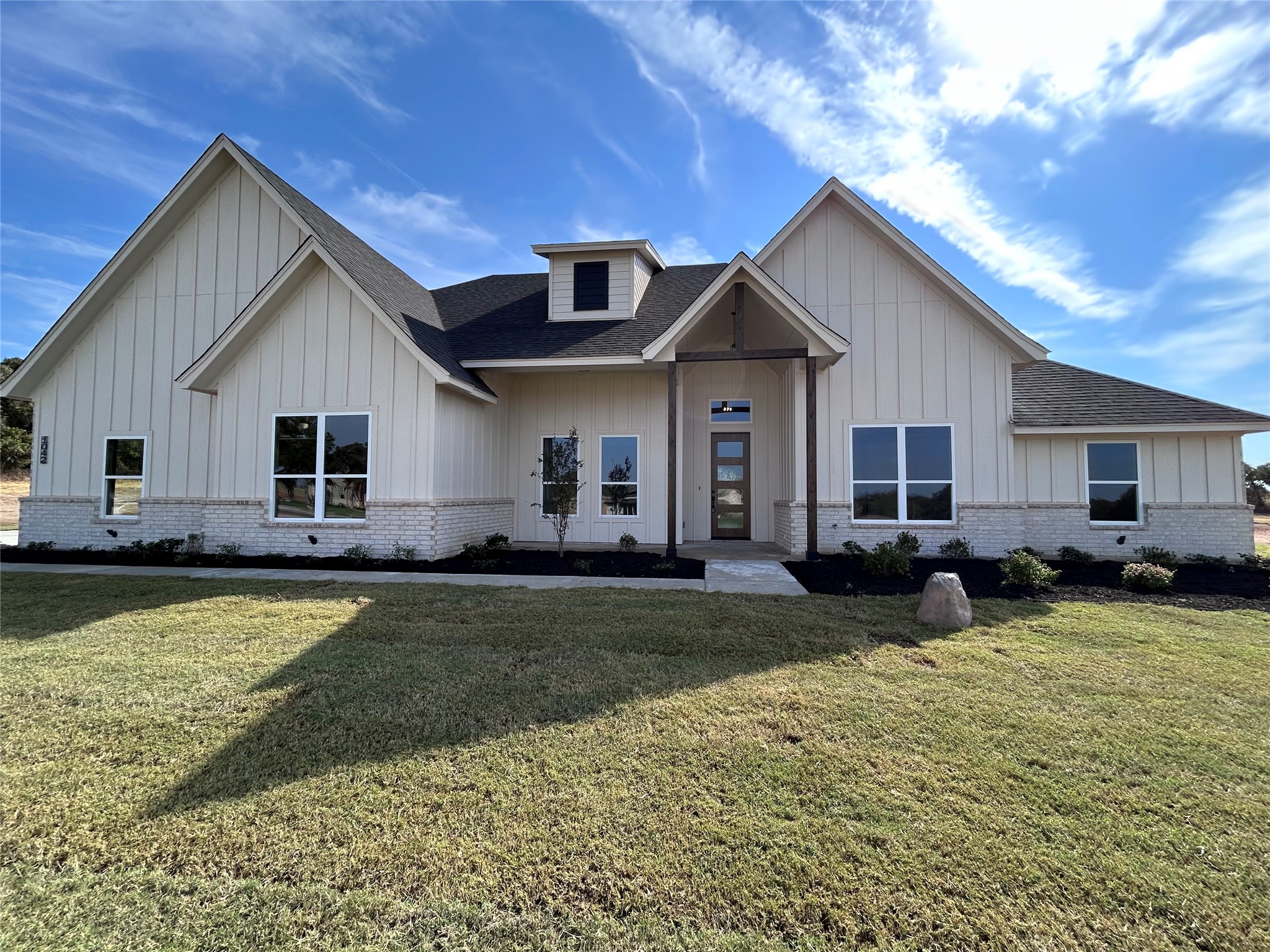 1042 Vh Ranch Road — photo