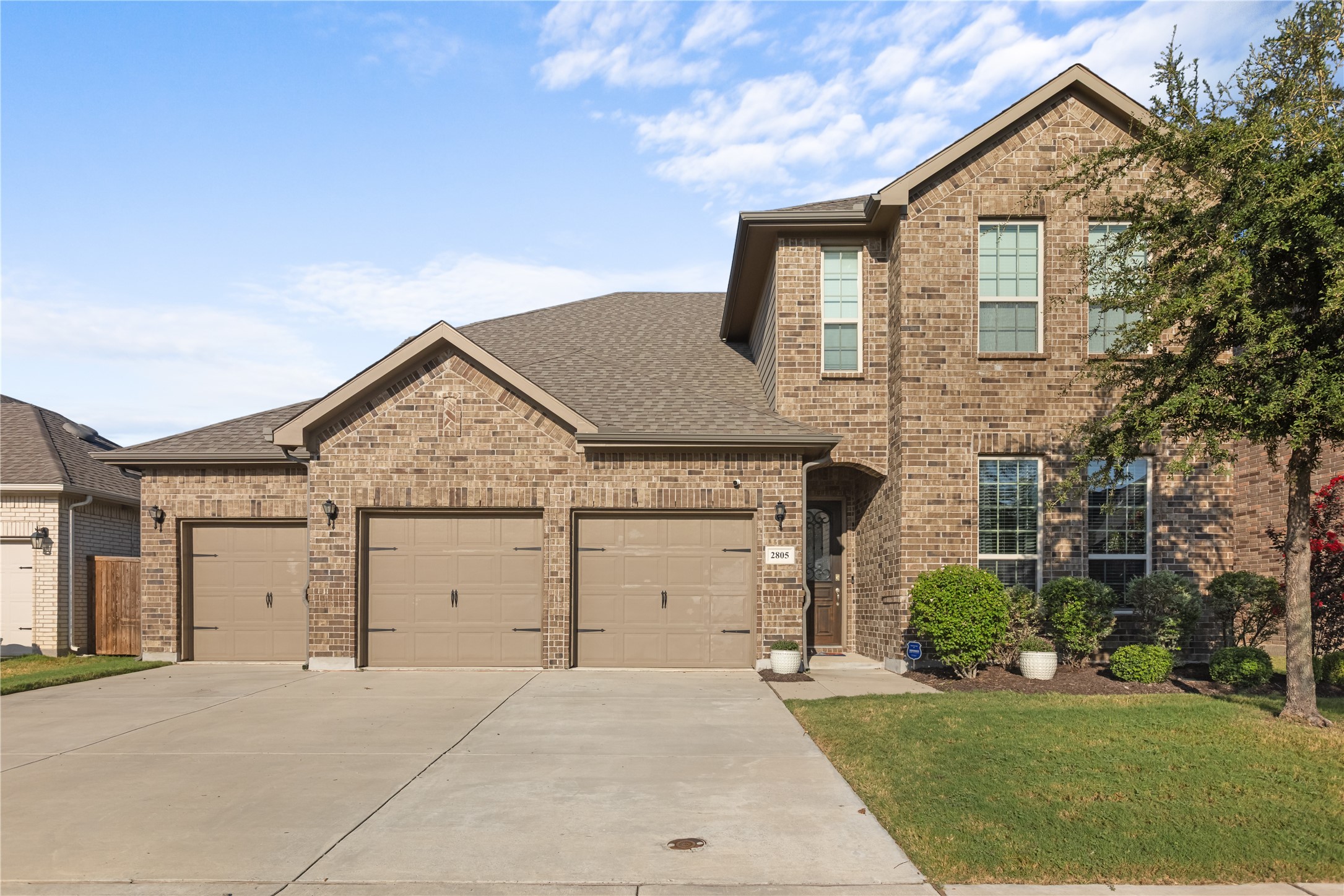 2805 Lakeside Drive — photo