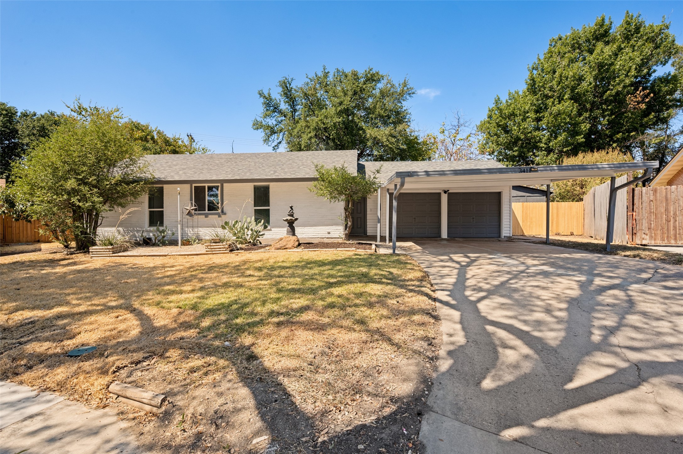 3411 Ashcroft Court — photo