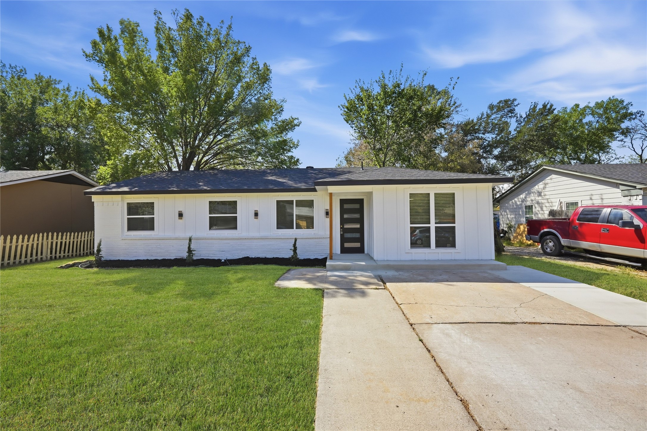 1504 Daniel Drive — photo