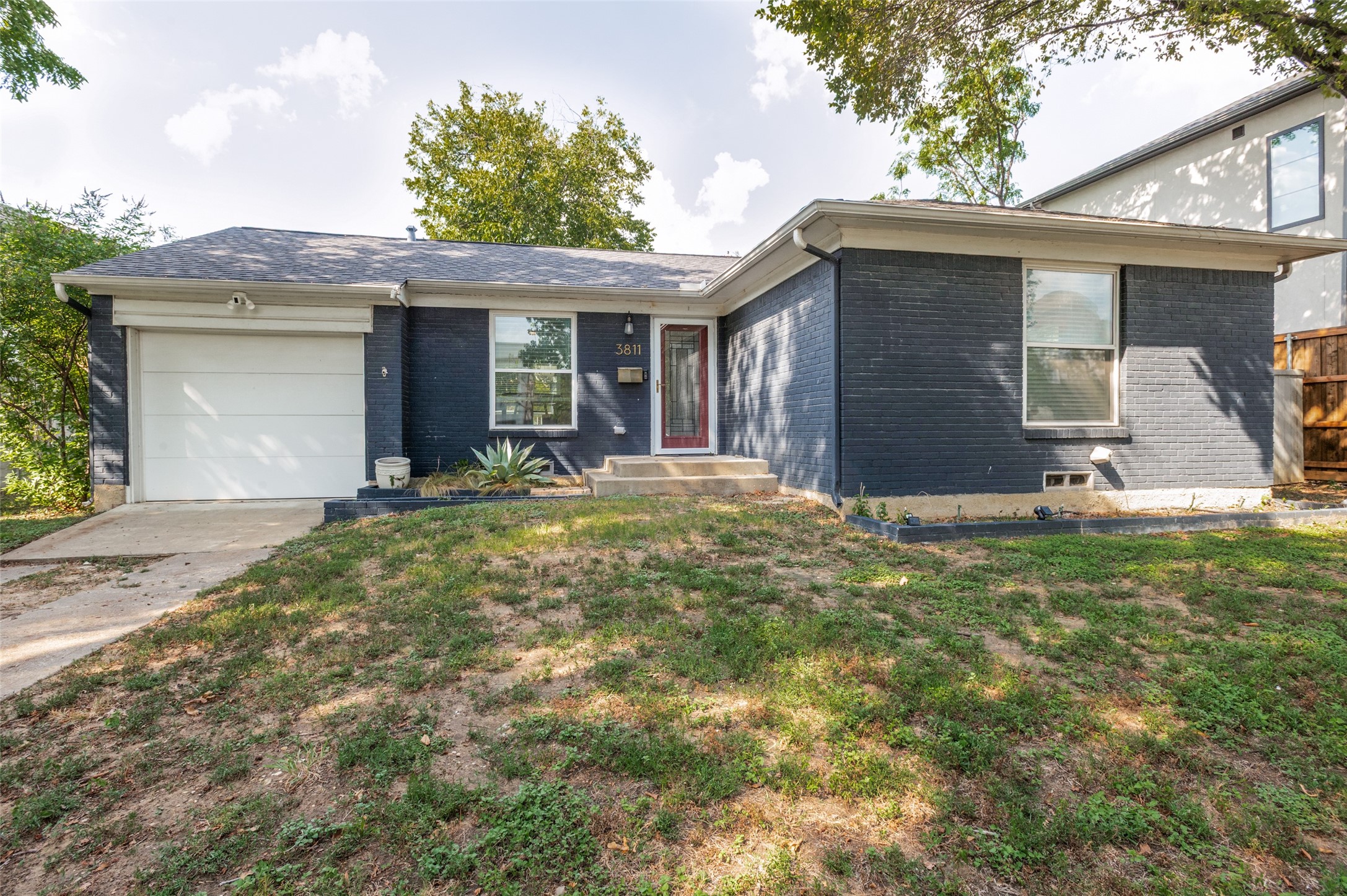 3811 Eaton Drive — photo
