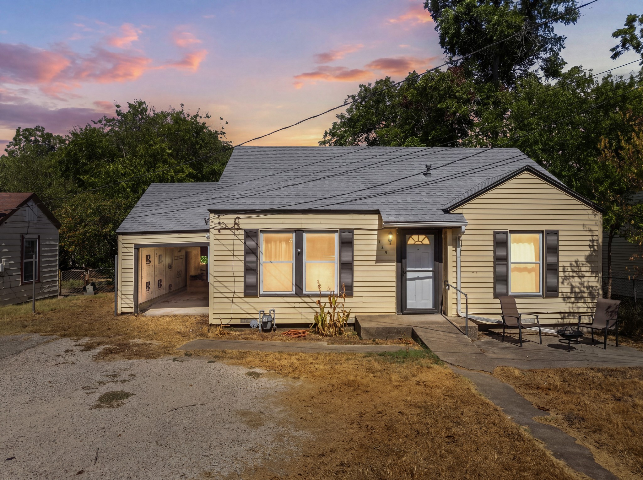 129 Victory Drive — photo