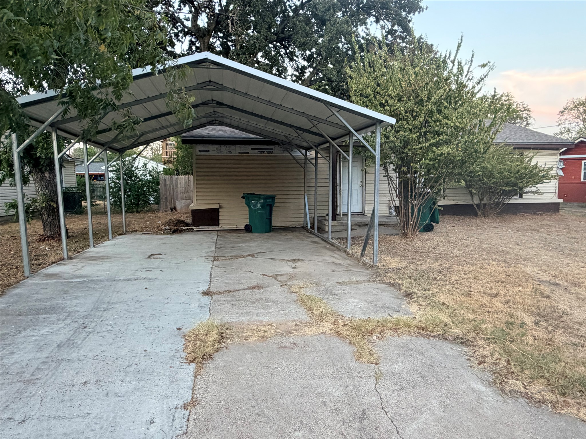 607 N Norma Drive — photo