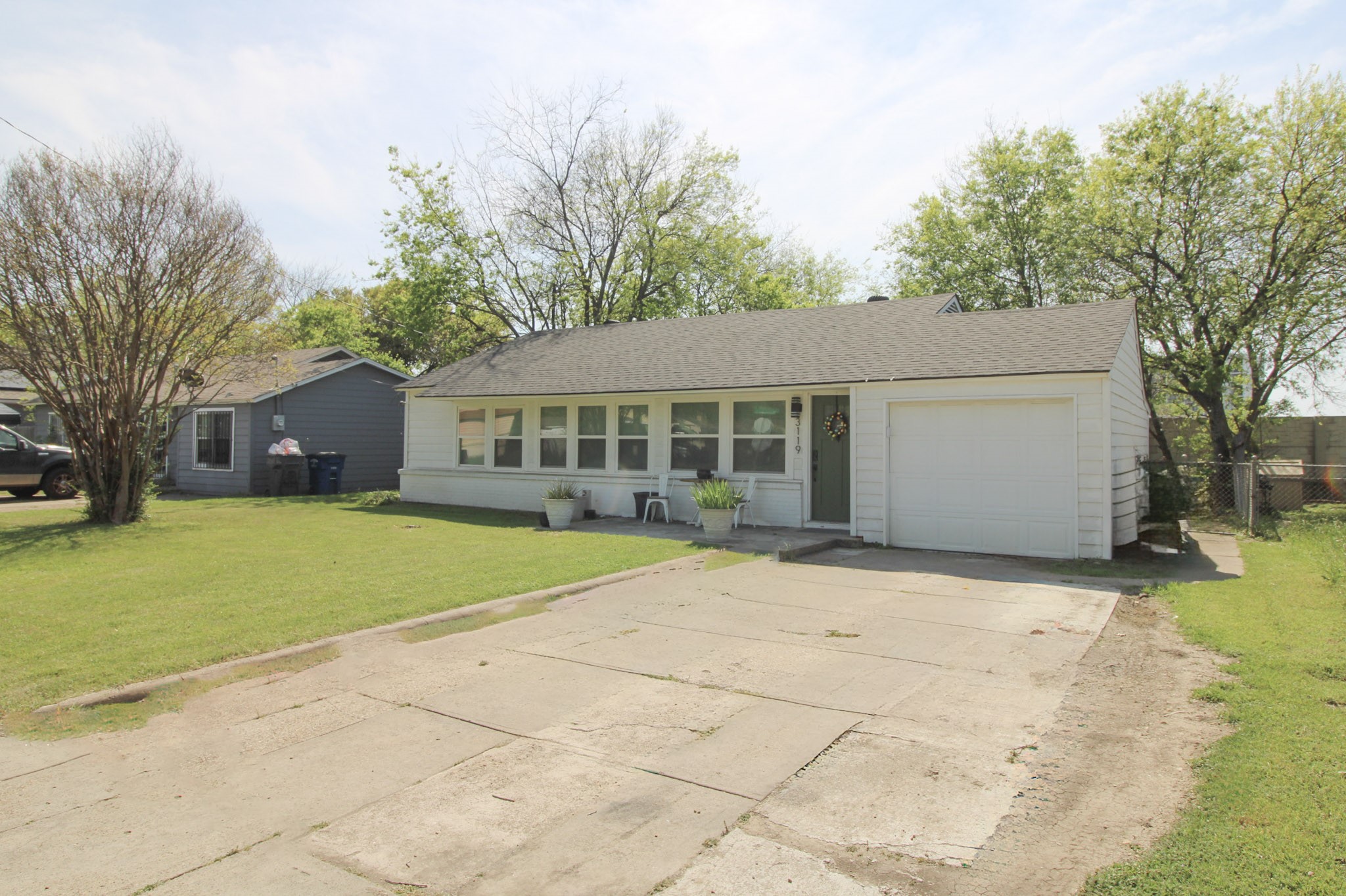 3119 Eisenhower Drive — photo