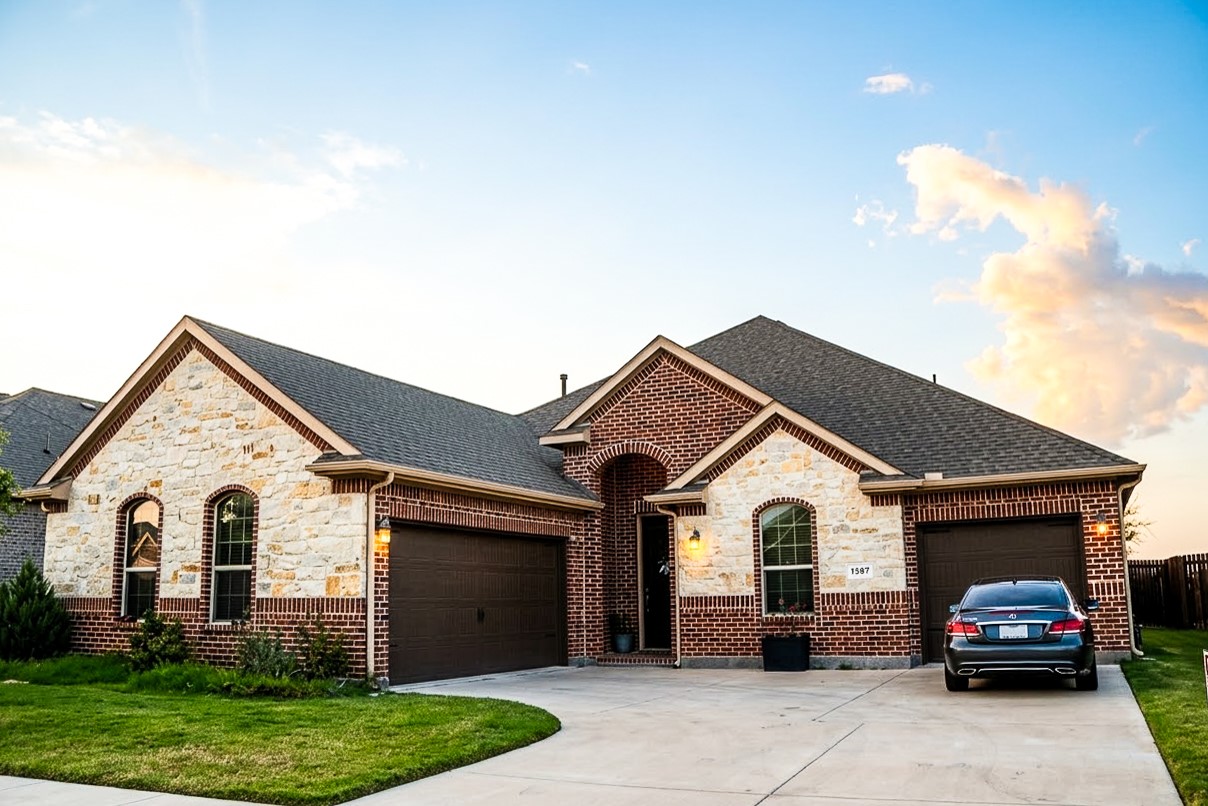 1307 Axis Deer Road — photo
