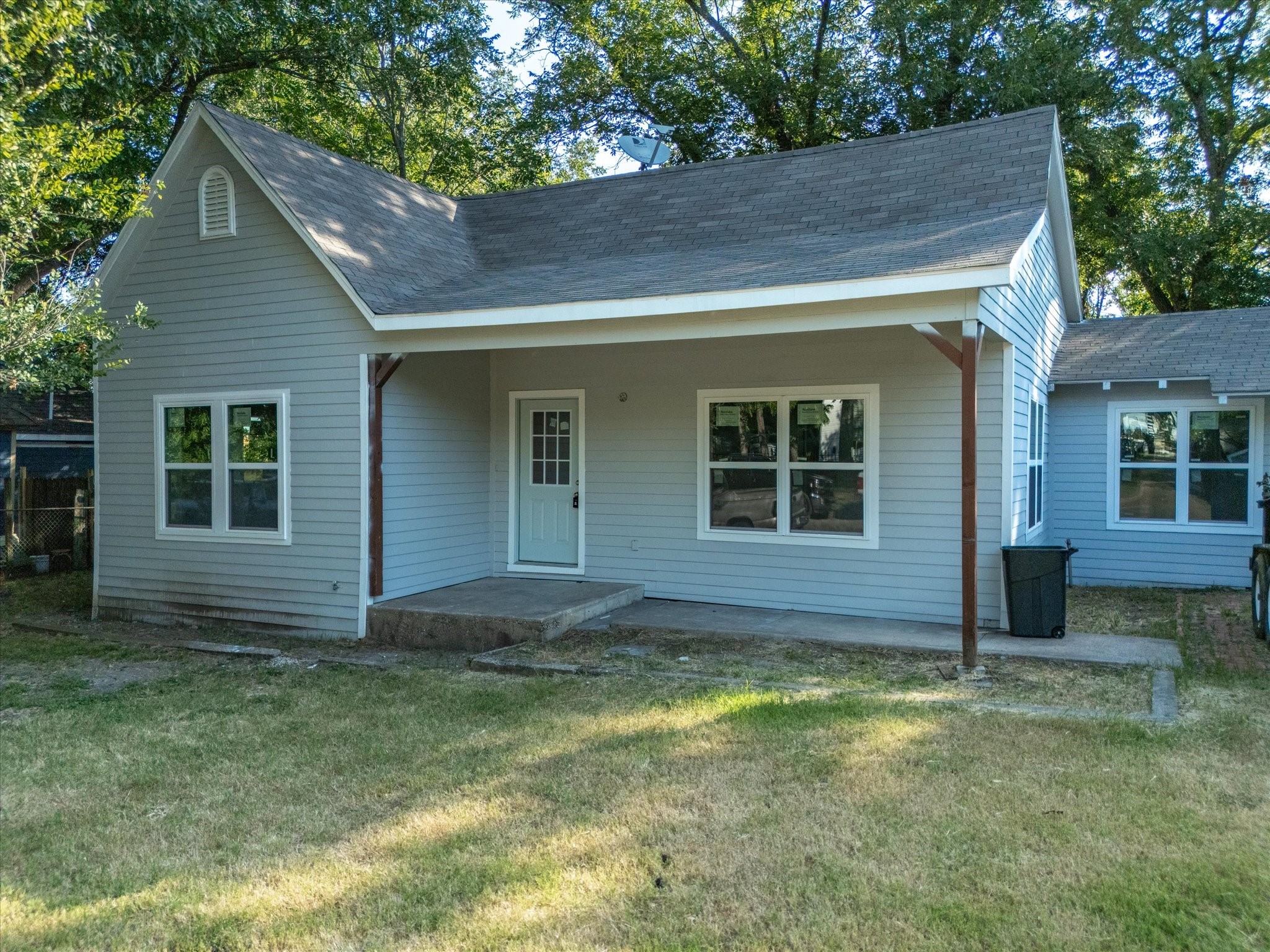 1106 N McKinney Street — photo