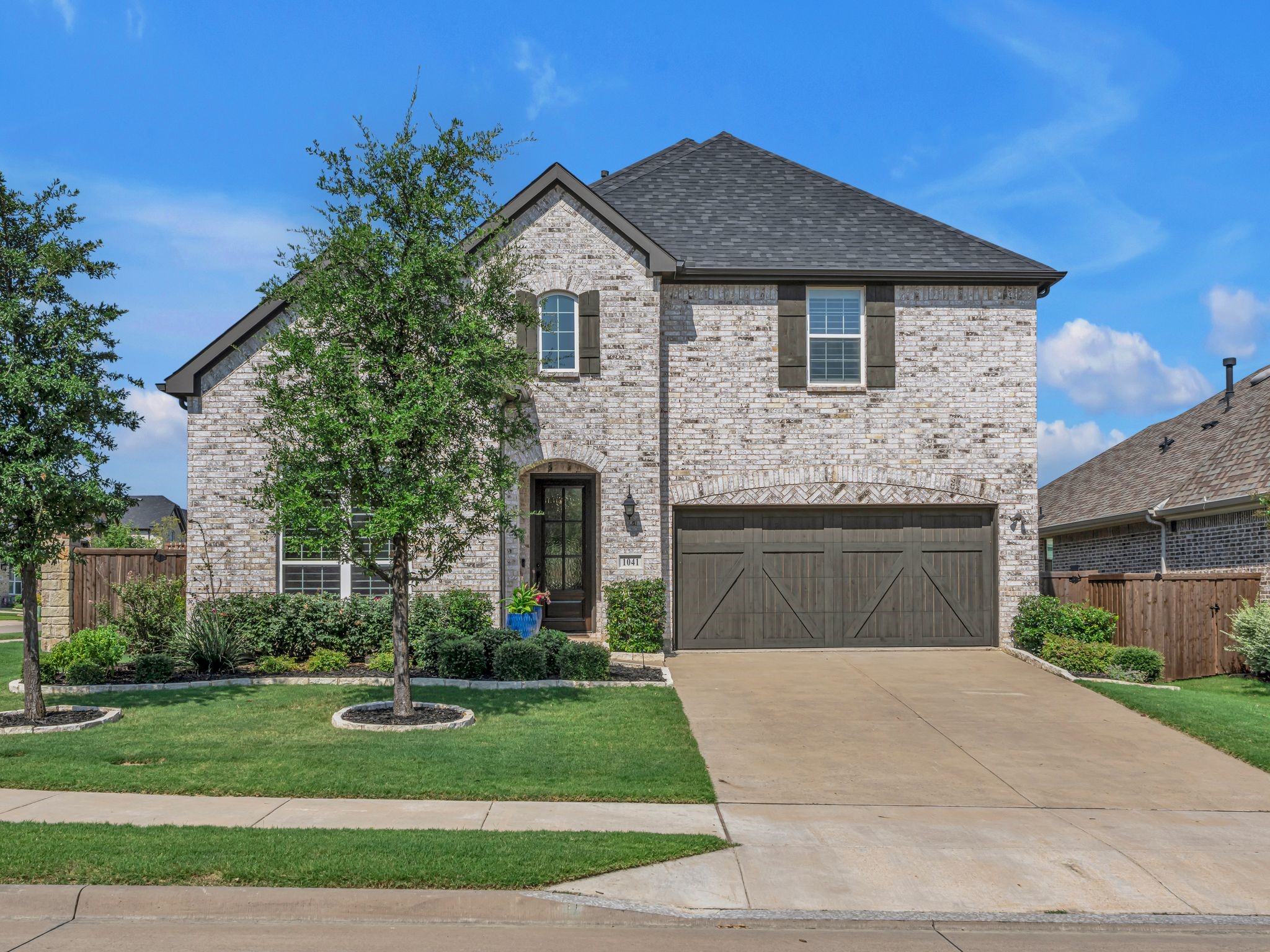 1041 Lone Grove Lane — photo