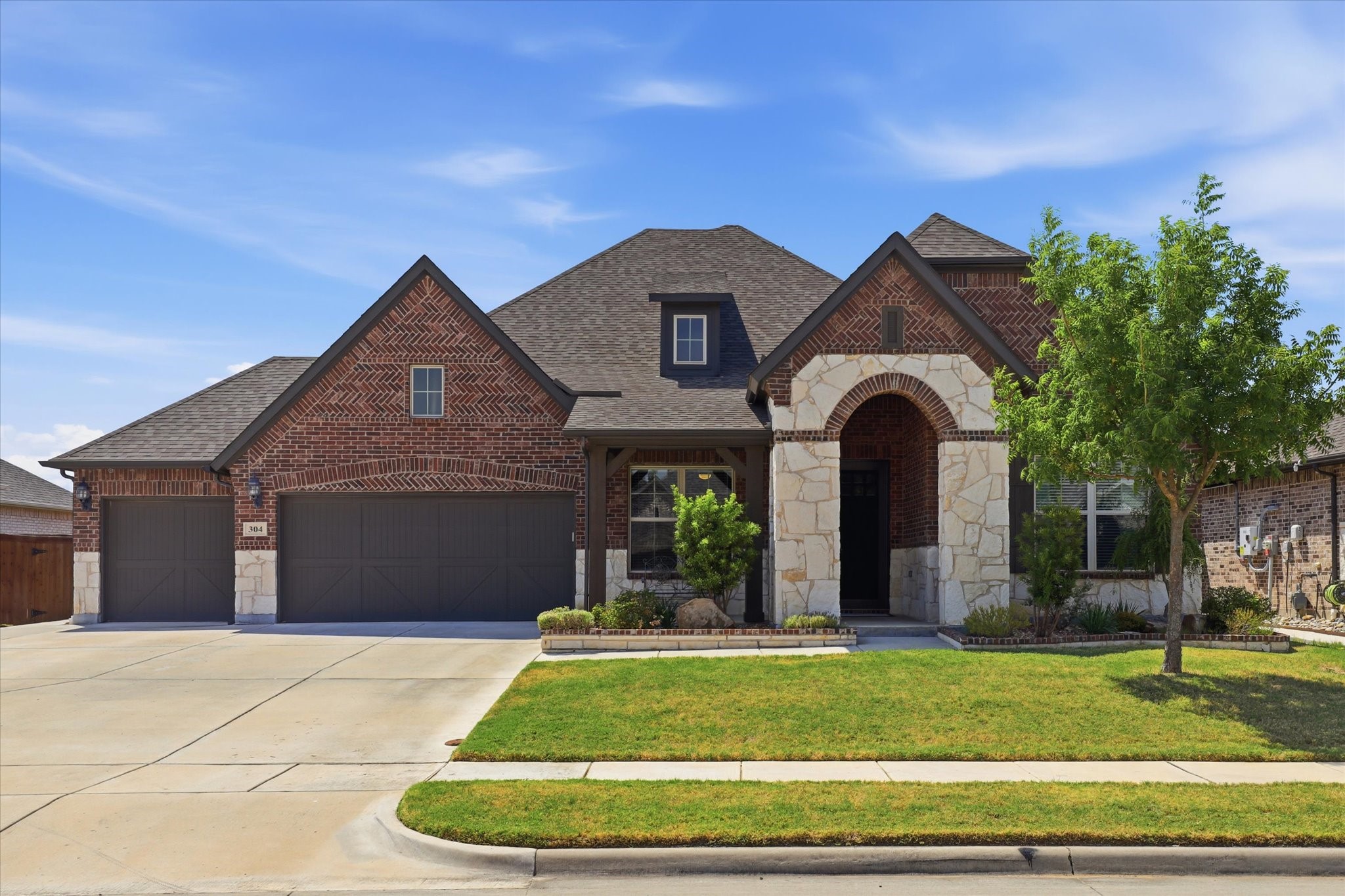 304 Kellan Court — photo