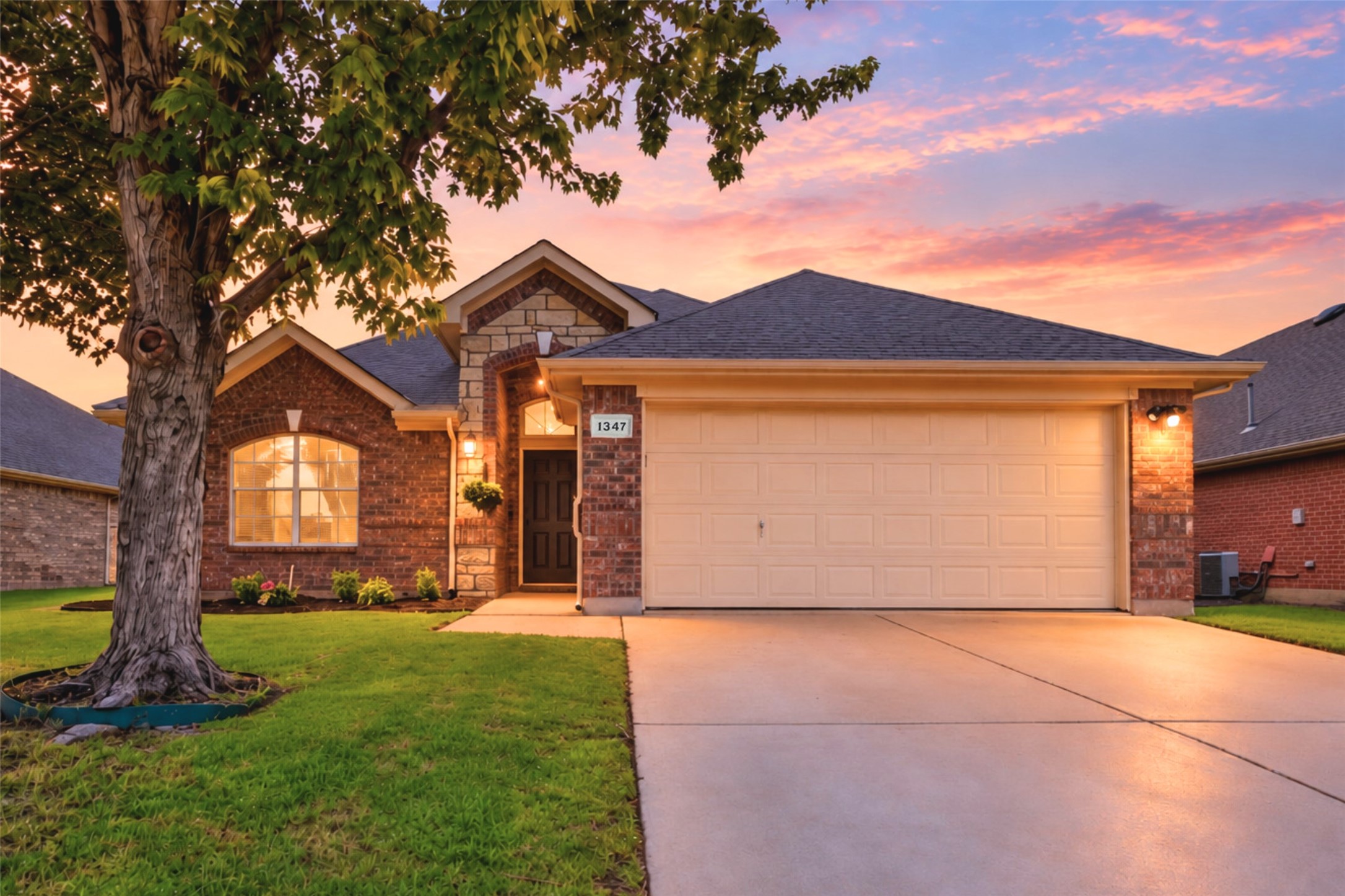 1347 Lake Forest Drive — photo