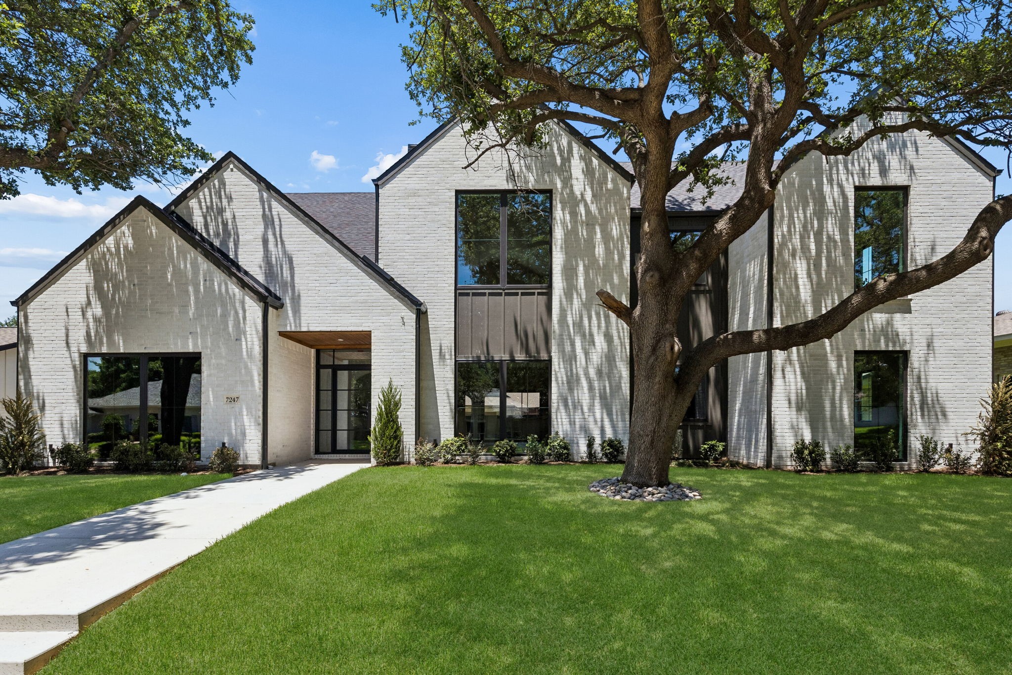 7247 Blythdale Drive — photo