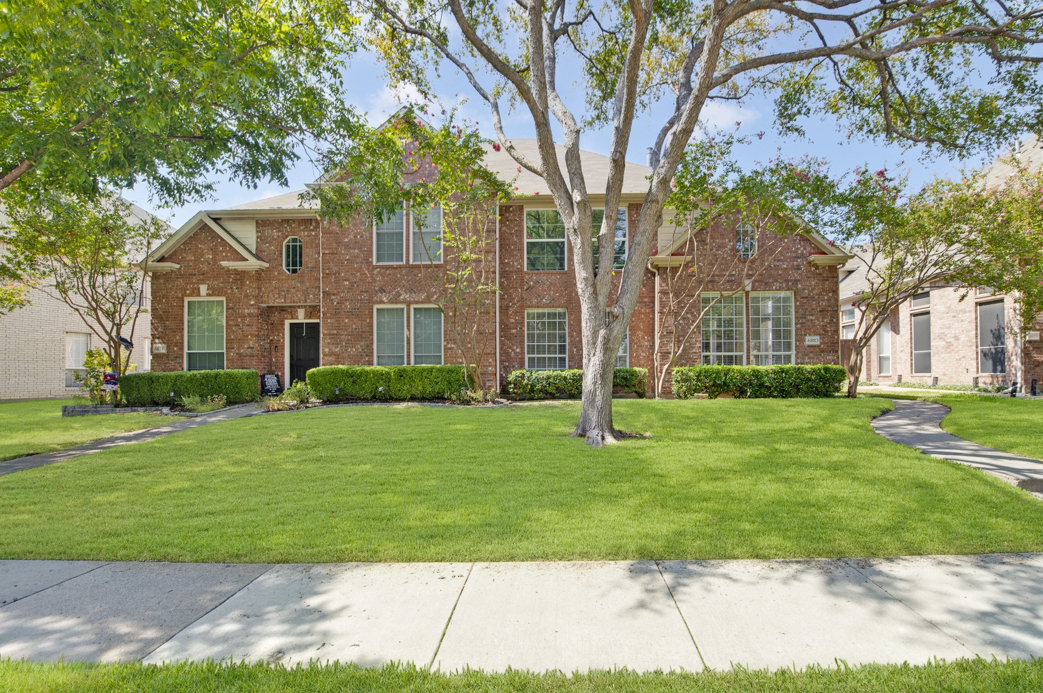 6883 Winston Drive — photo
