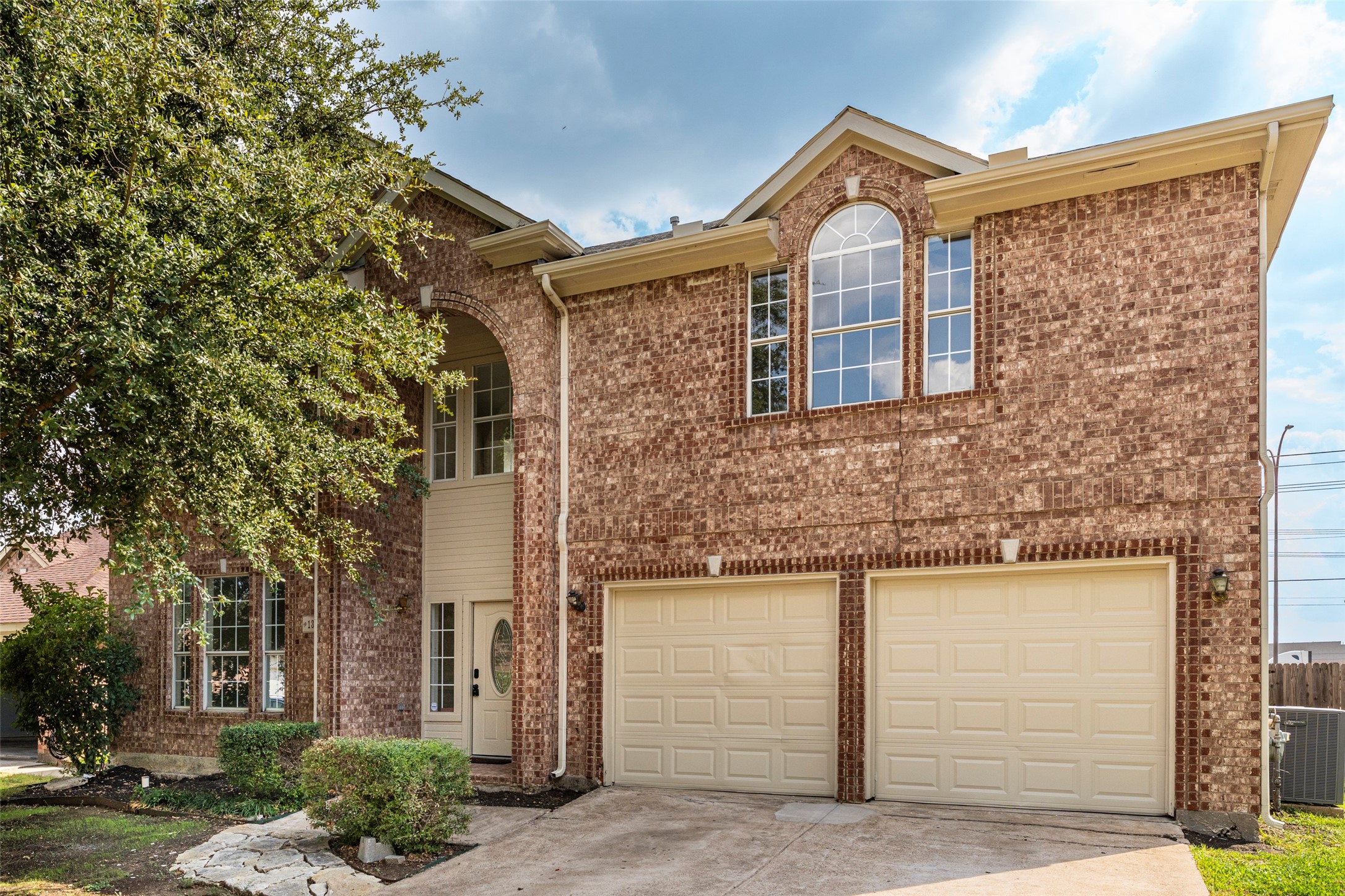 1310 Norman Circle — photo