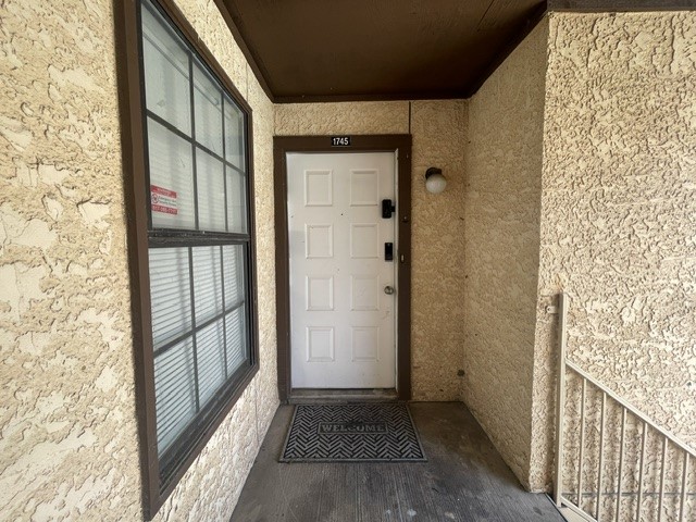 1745 Crest Grove Drive — photo