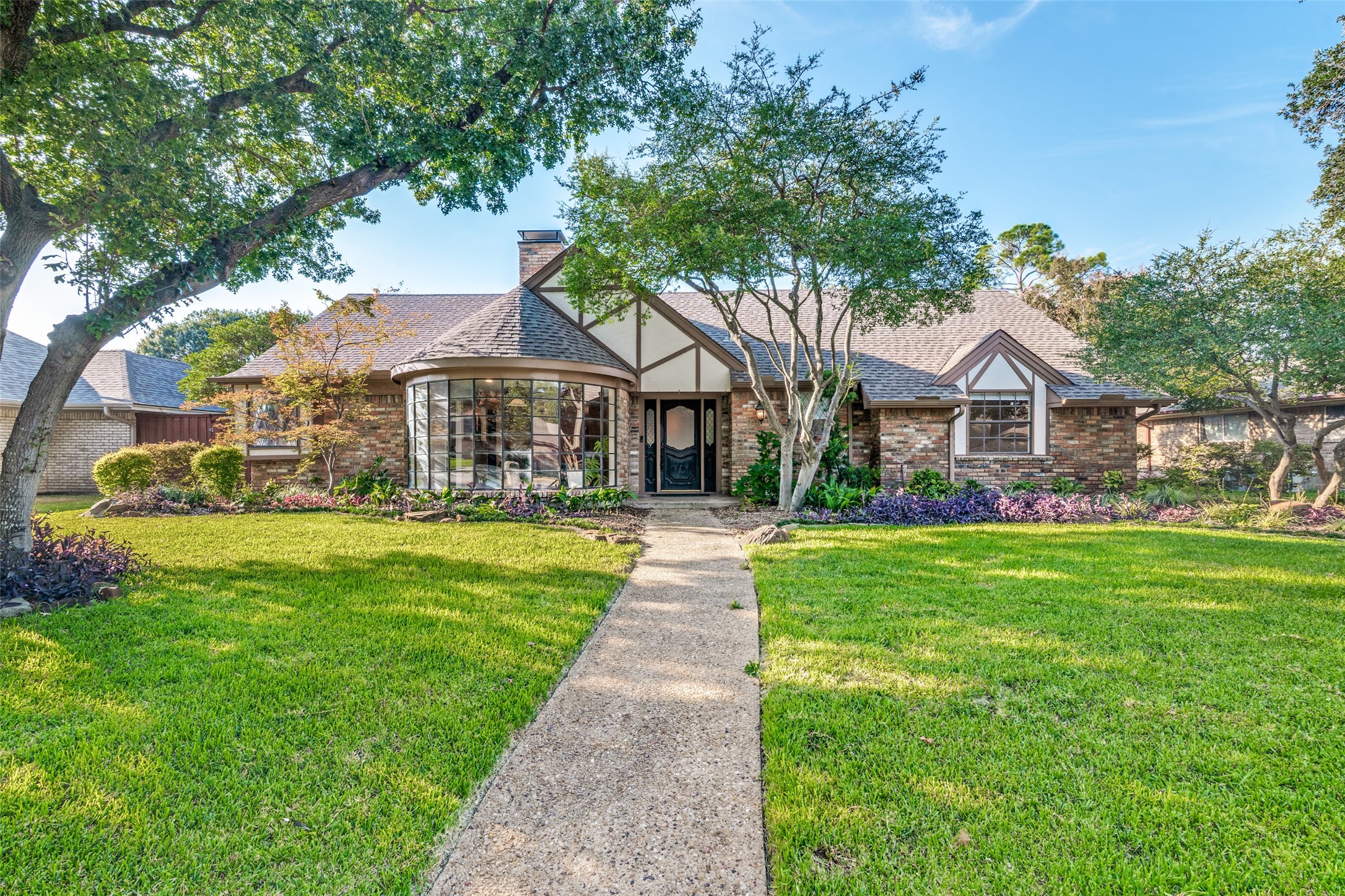 2504 Evans Drive — photo