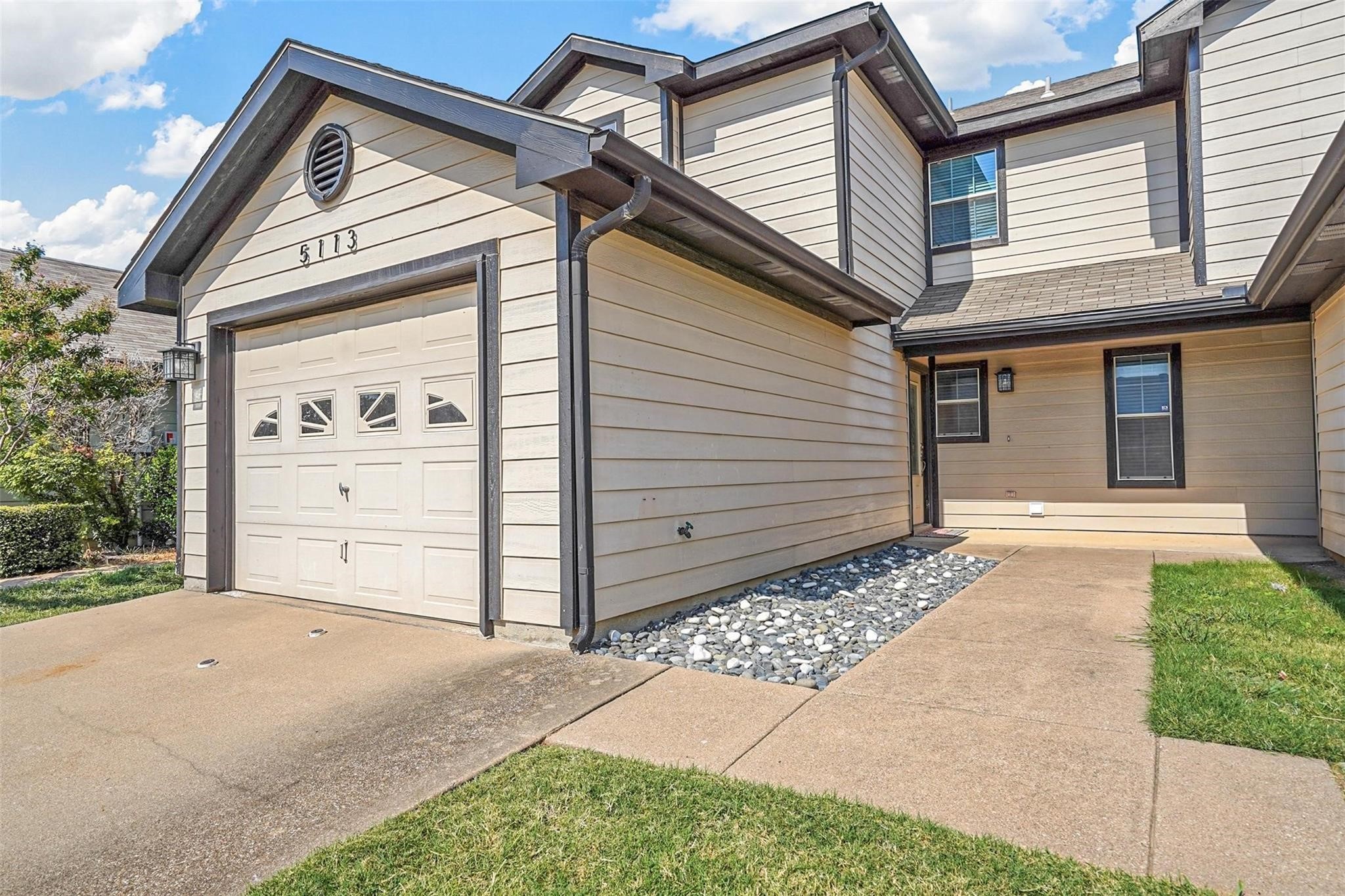 5113 Mountain Spring Trail — photo